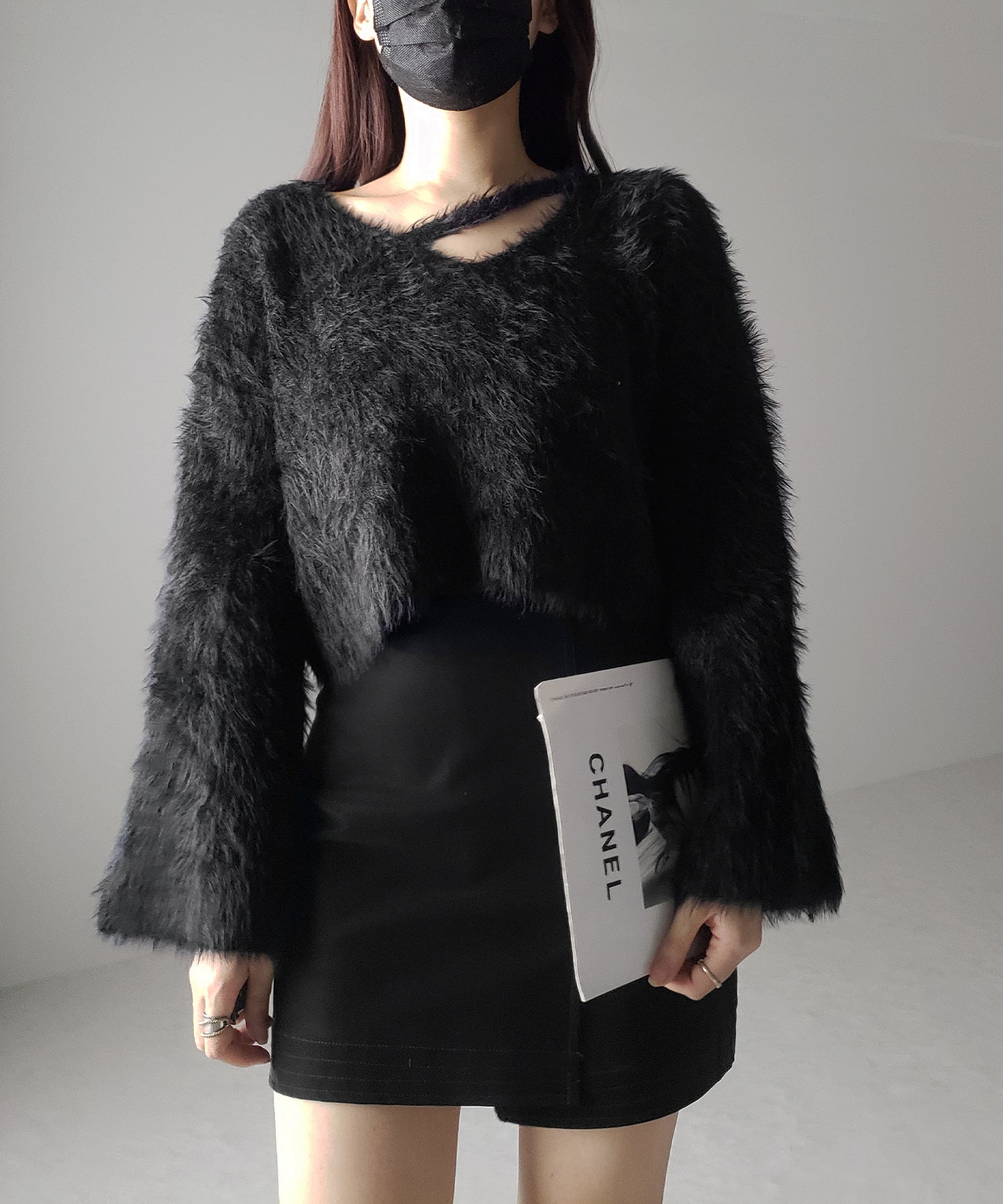 カットアウトショートシャギーニット