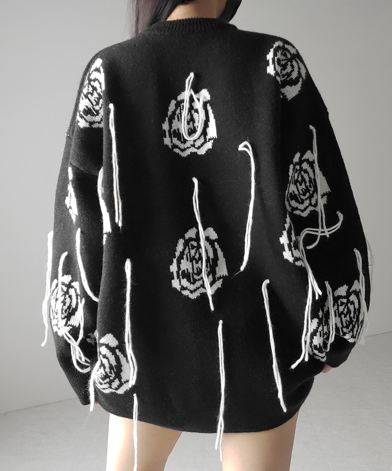 バラジャガードフリンジビッグシルエットニット / rose jacquard fringe big silhouette knit