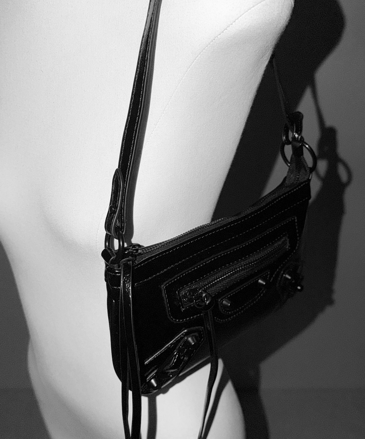 【 ショルダーストラップ付き2WAY 】ヴィンテージライクグランジミニハンドバッグ/ vintage like grunge mini hand bag