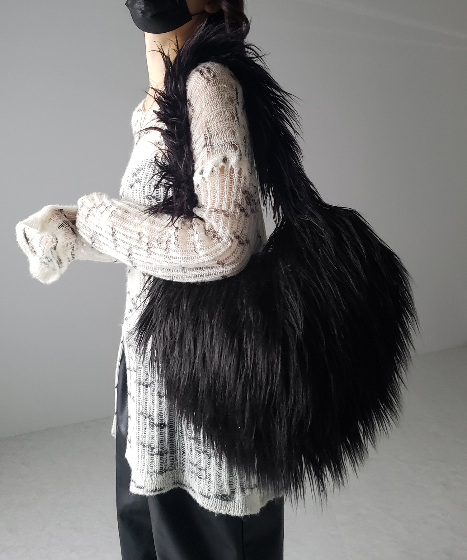 【 4color 】シャギーファーハートショルダーバッグ / shaggy fur heart shoulder bag