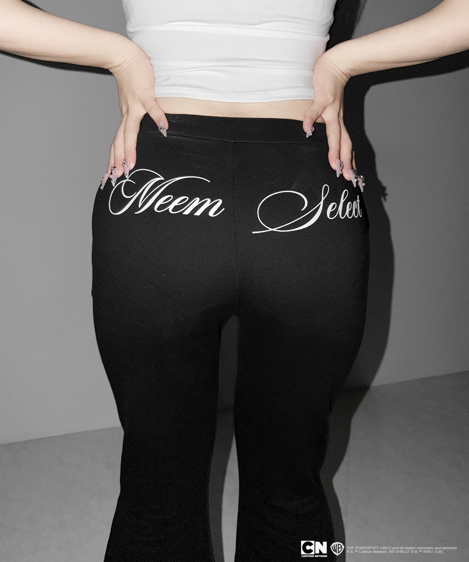 【THE POWERPUFF GIRLS】パワーパフガールズバックレタリングロゴスウェットフレアパンツ / back lettering logo sweat flare pants【 セットアップ着用可能 】