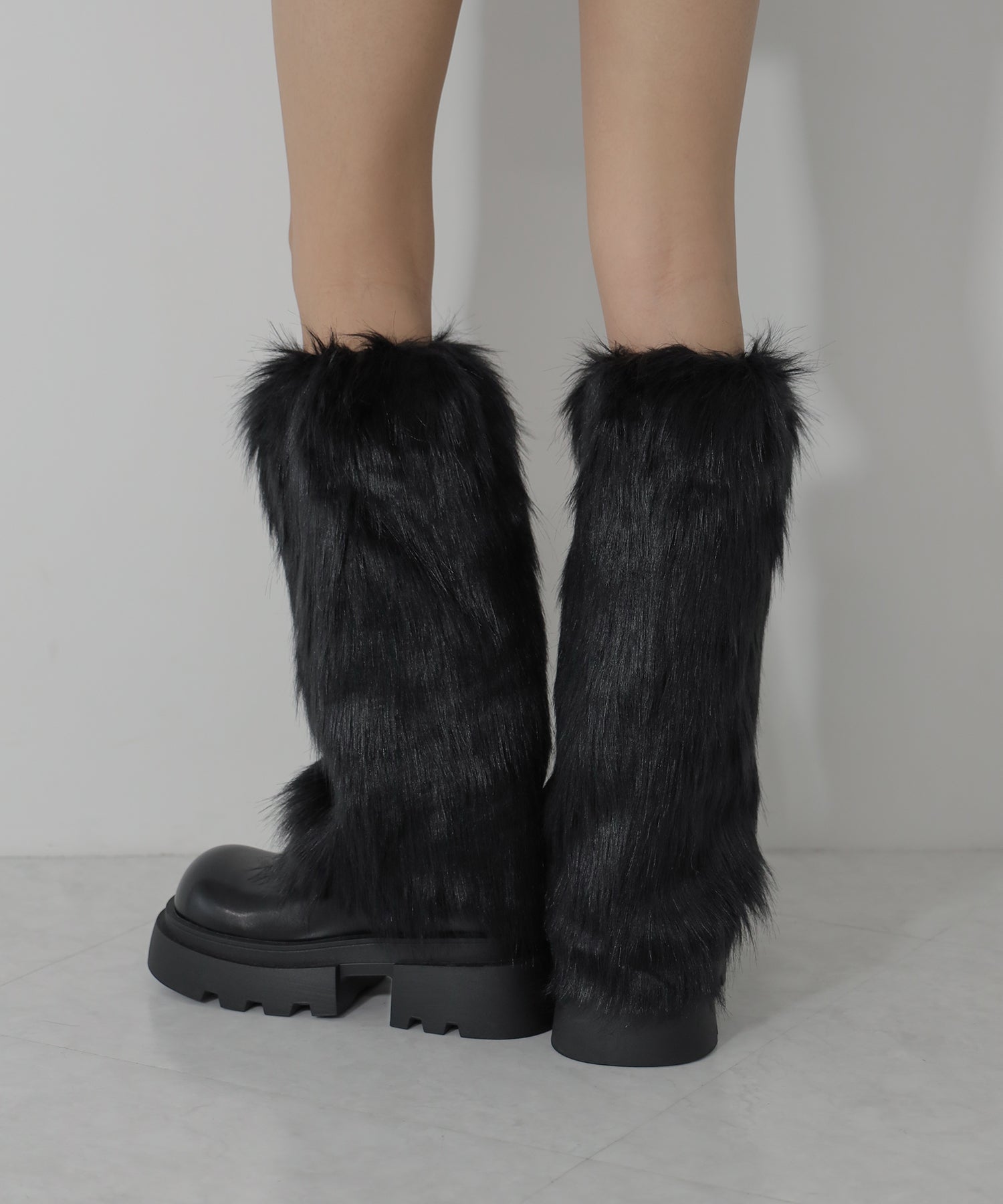 フェイクファーレッグウォーマー / fake fur leg warmer