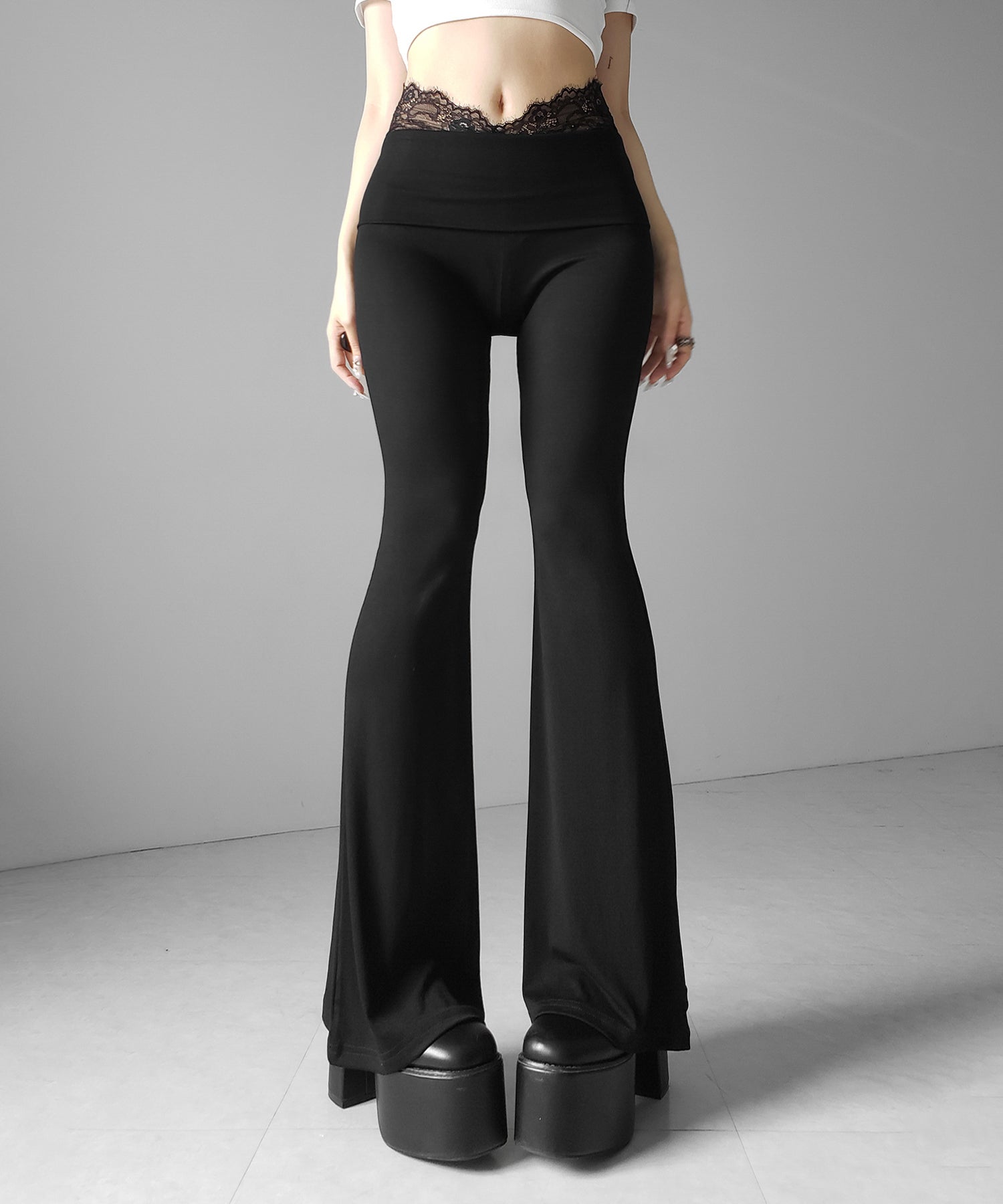 ウエストレーススリムドレープカットソーフレアパンツ / waist lace slim drape cutsew flare pants