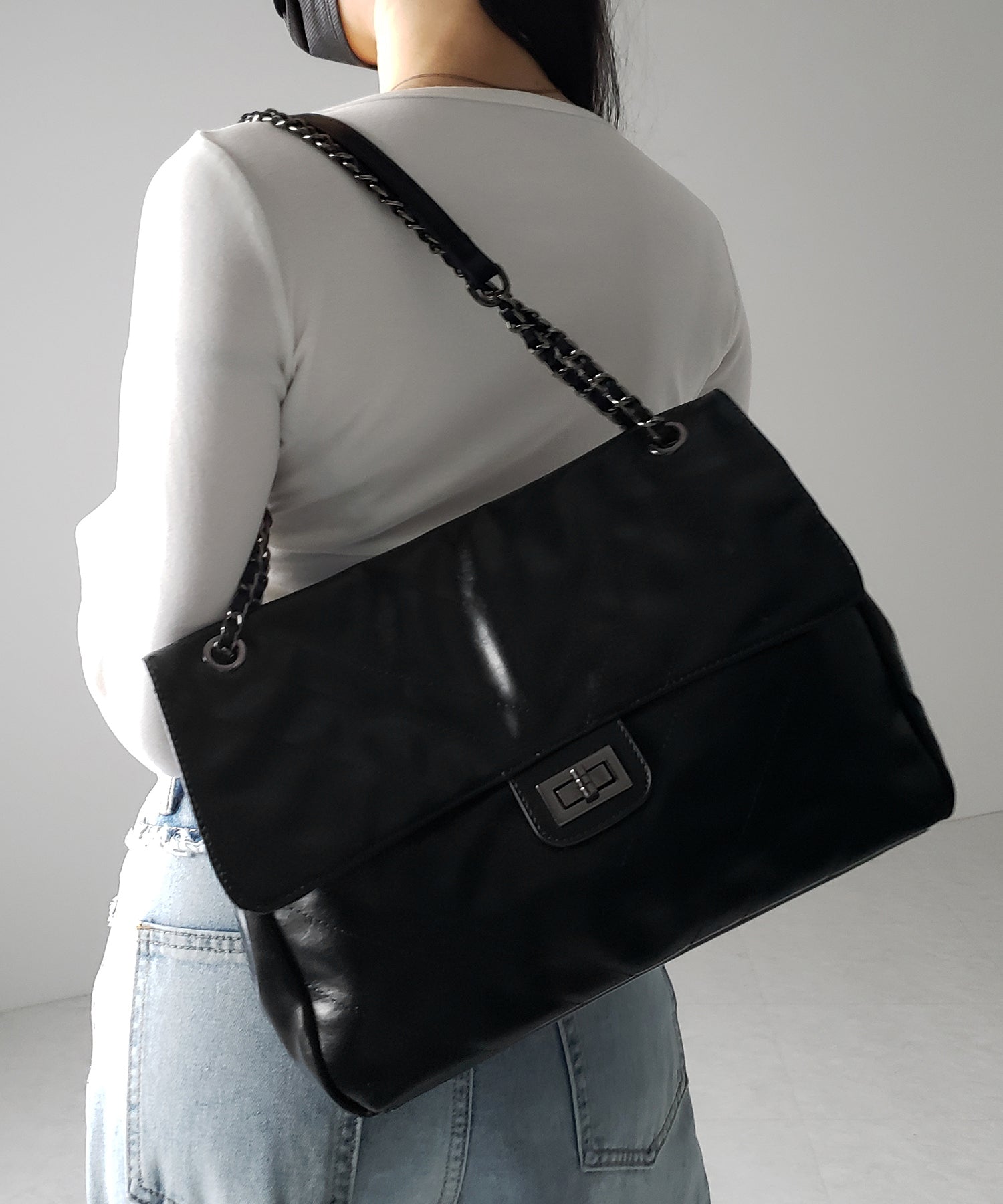 2WAY チェーンフェイクレザーフラップショルダーバッグ / 2WAY chain fake leather flap shoulder bag
