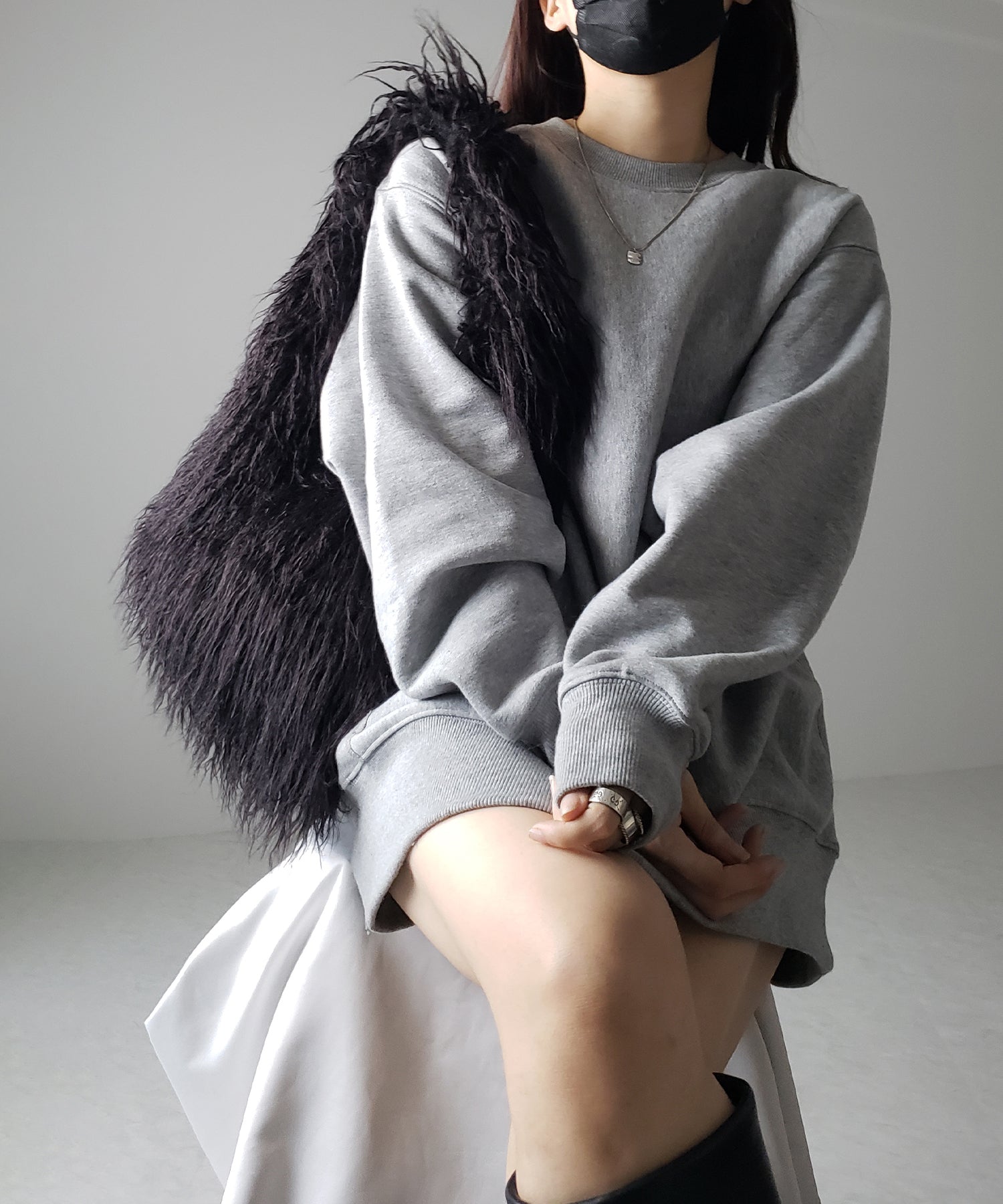 【 5color 】シャギーファーワンハンドルショルダーバッグ / shaggy fur onehandle shoulder bag