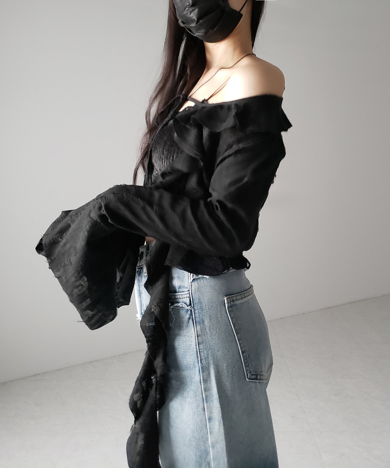 【 2color 】ダメージフリルショートリボンカーディガン / damage frill short ribbon cardigan