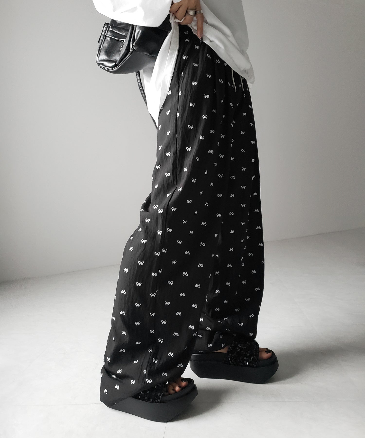 リボンプリントワイドイージーパンツ / ribbon print wide easy pants
