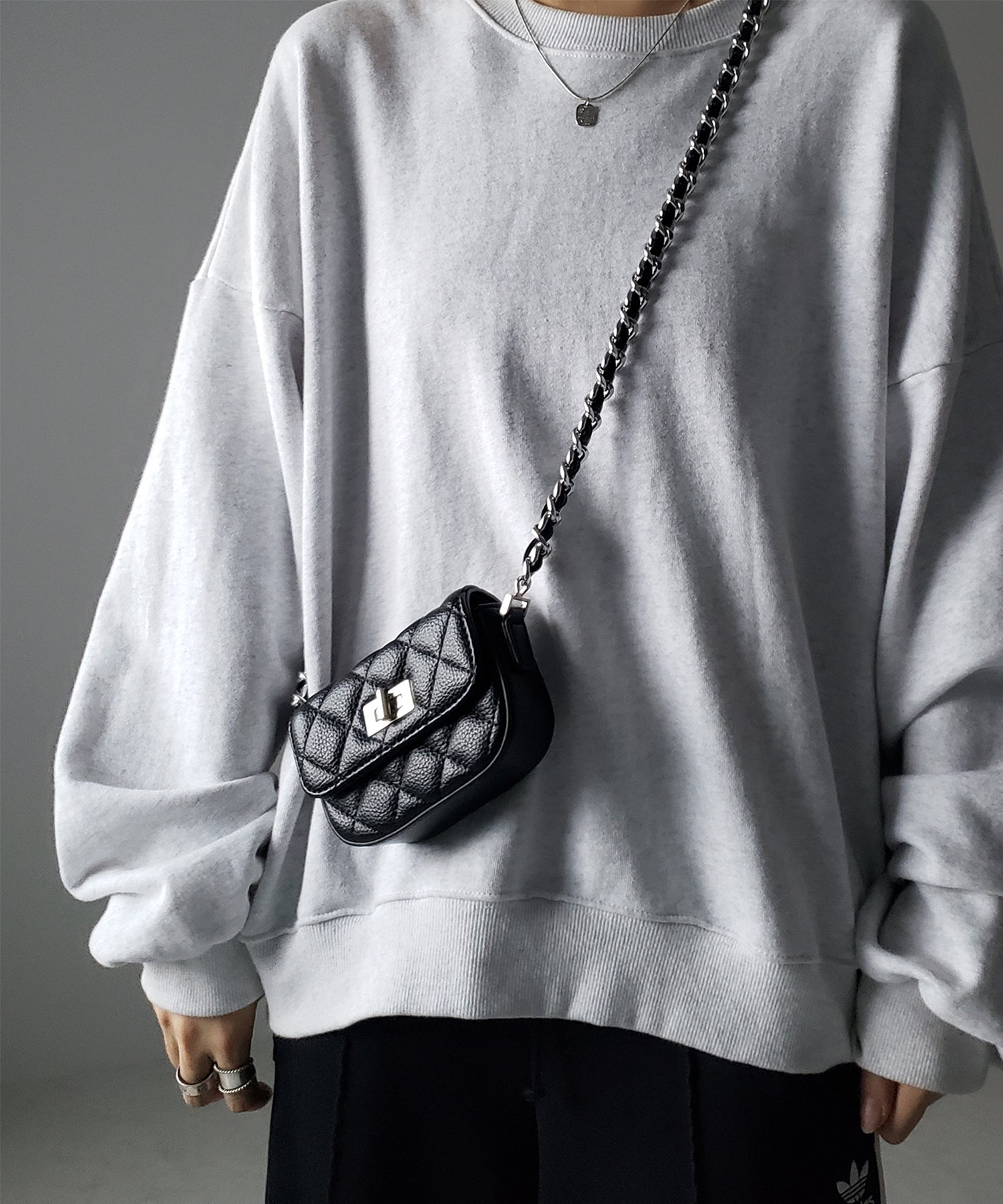 【 4color 】ミニショルダーキルティングチェーンバッグ