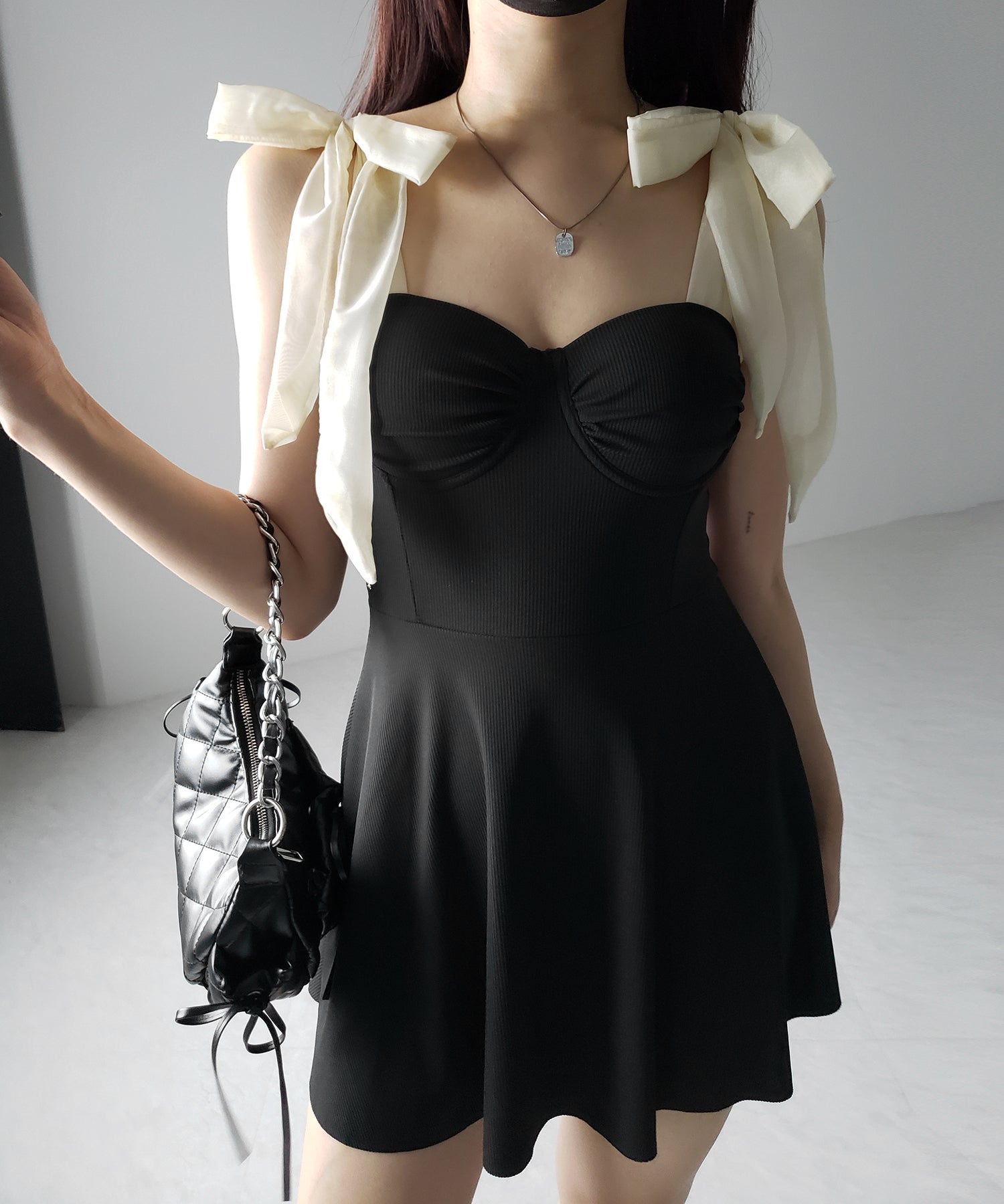 【 レディース水着 】ショルダーリボンバイカラーワンピース水着 / shoulder ribbon bicolor onepiece swimwear