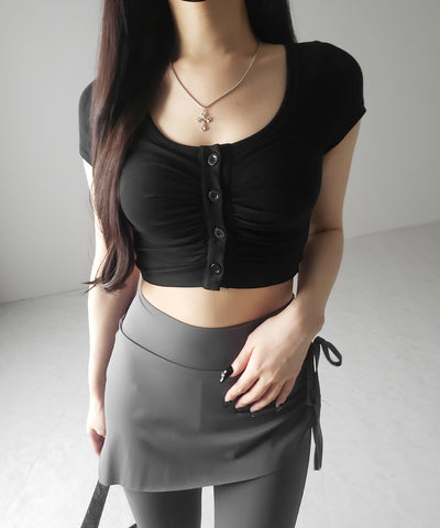 フロントボタンスクエアネックギャザースリムTシャツ / front button square neck gather slim T-shirt