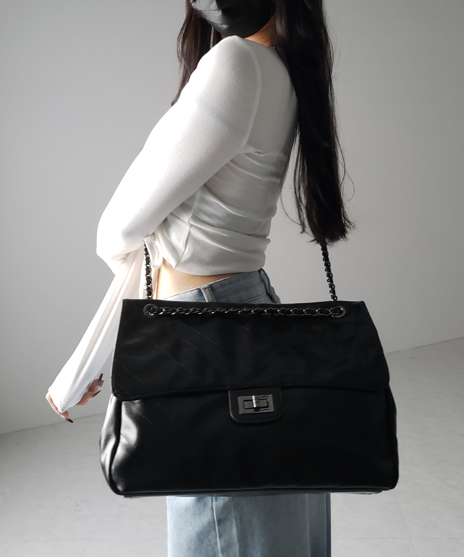 2WAY チェーンフェイクレザーフラップショルダーバッグ / 2WAY chain fake leather flap shoulder bag