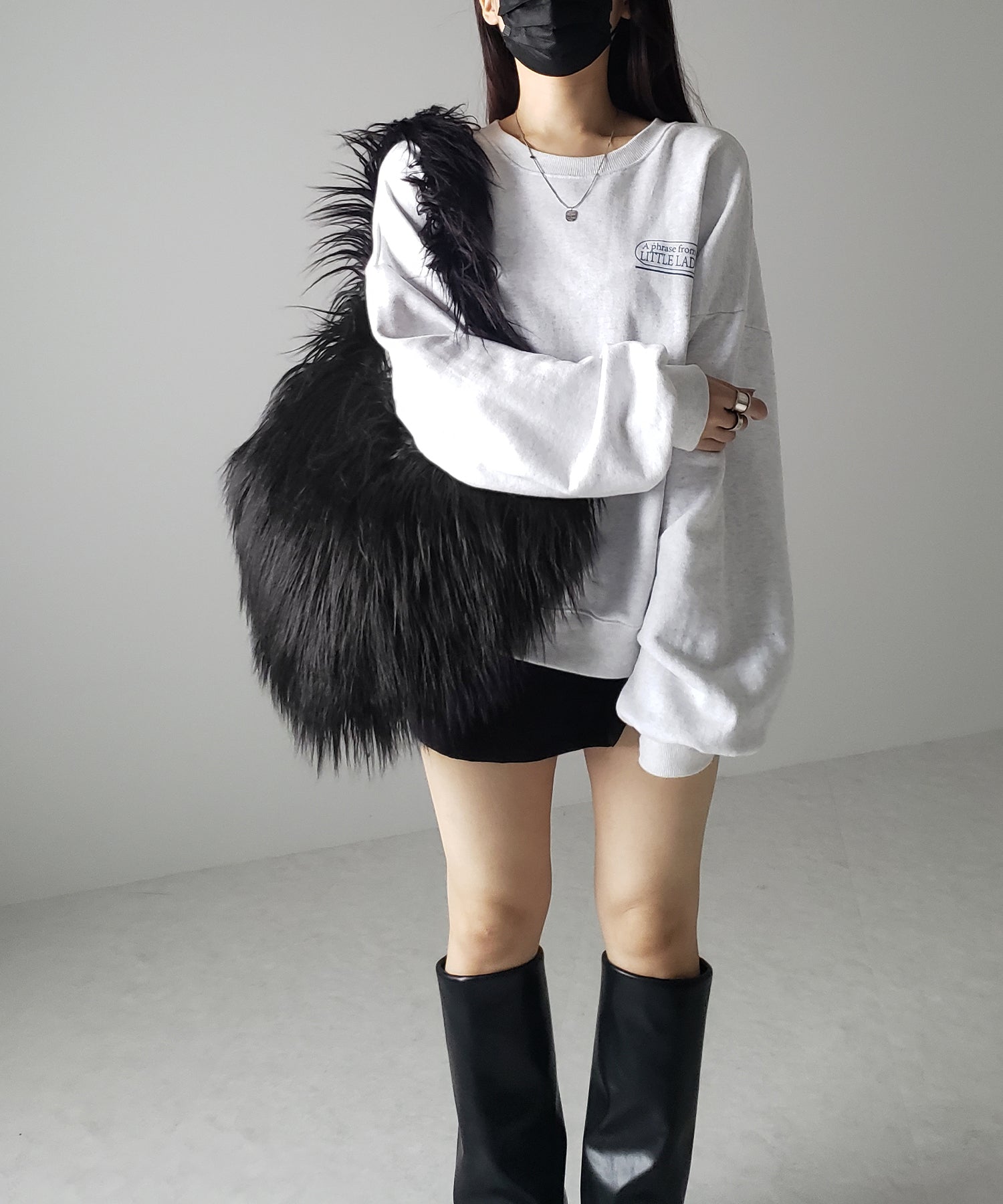 【 4color 】シャギーファーハートショルダーバッグ / shaggy fur heart shoulder bag