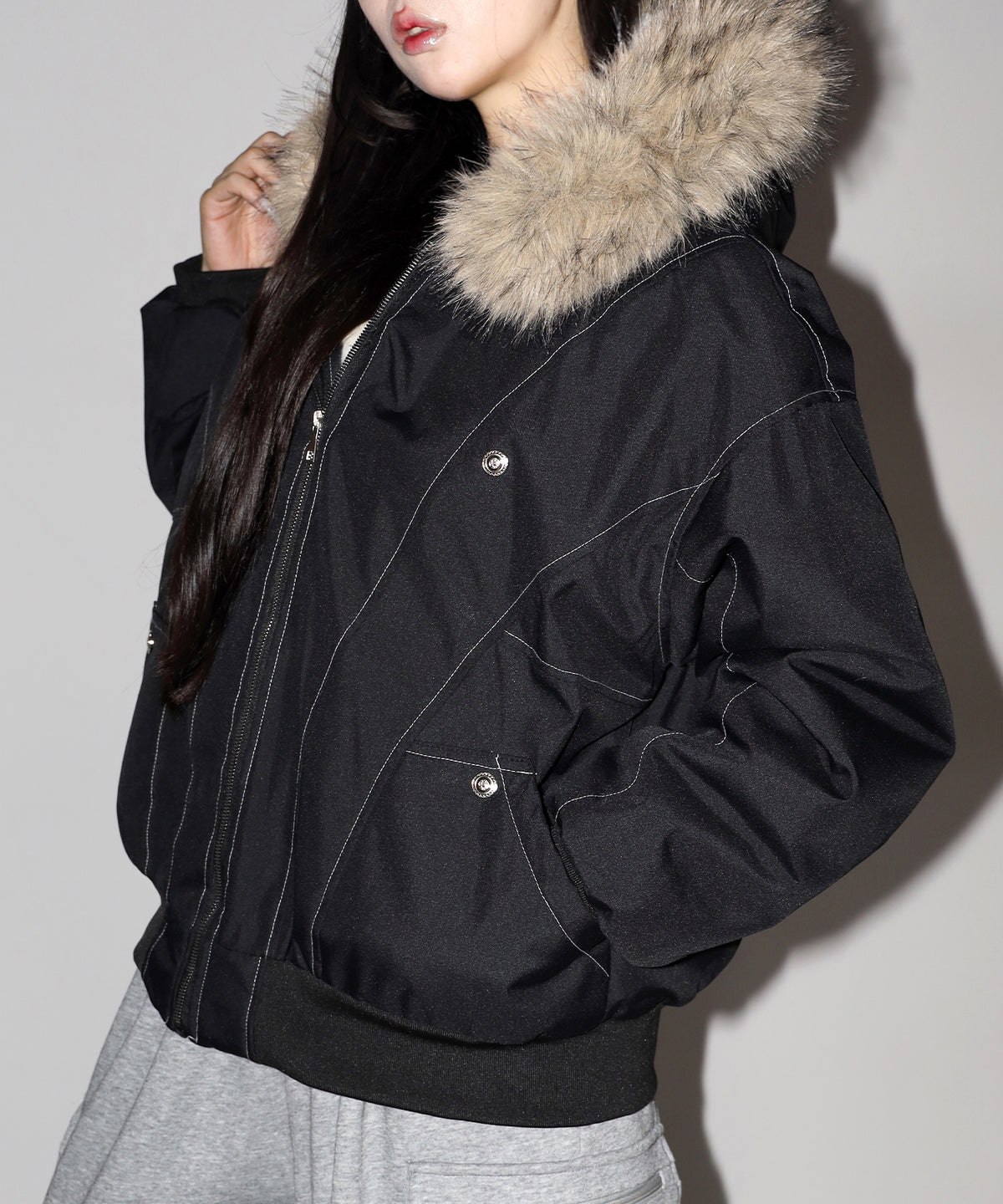 配色ステッチファーフード中綿オーバーブルゾン / stitch fur hood fake down over blouson