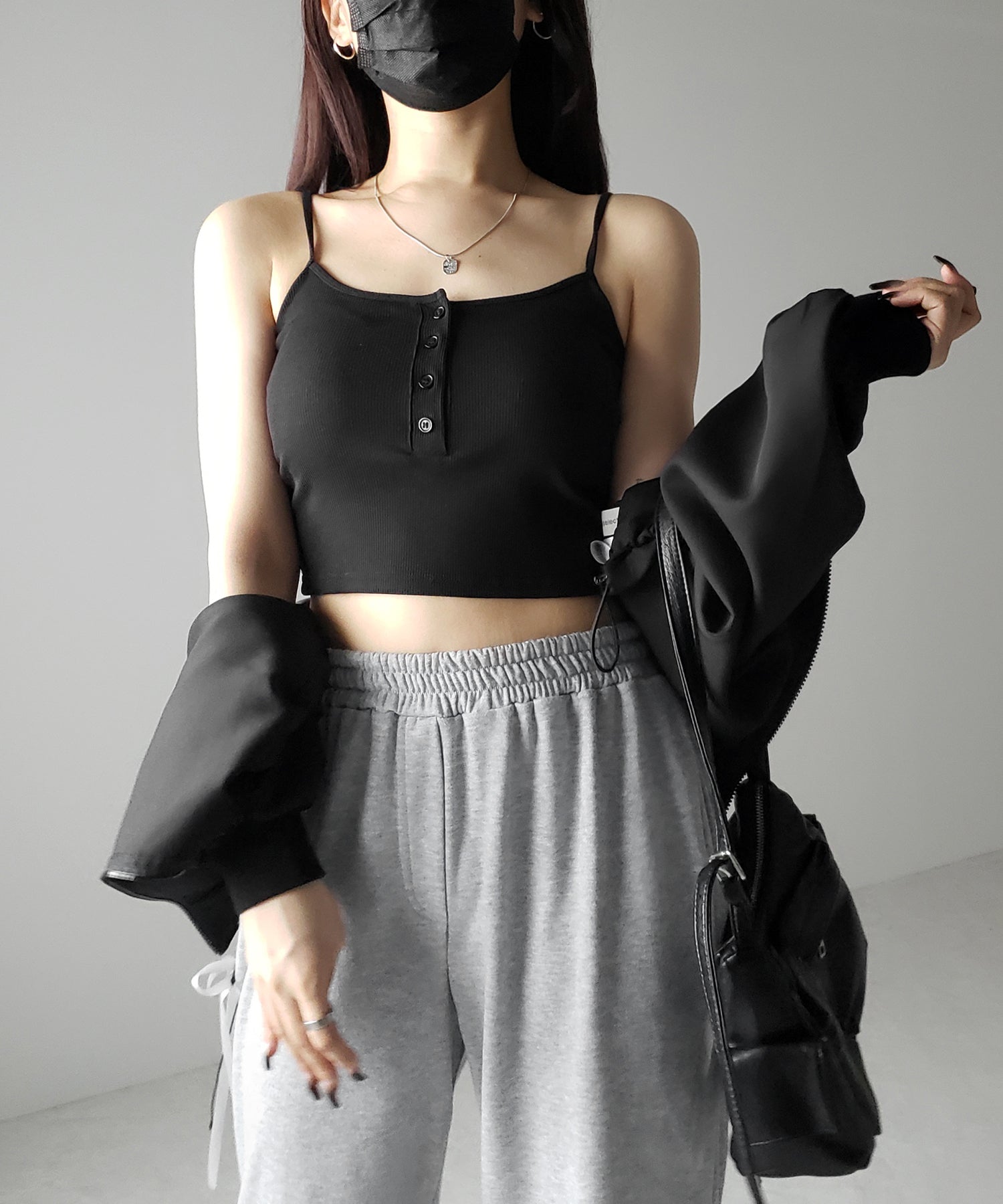 【 カップ付き 】フロントボタンヘンリーネックショートリブキャミソール / front button henry neck short rib camisole