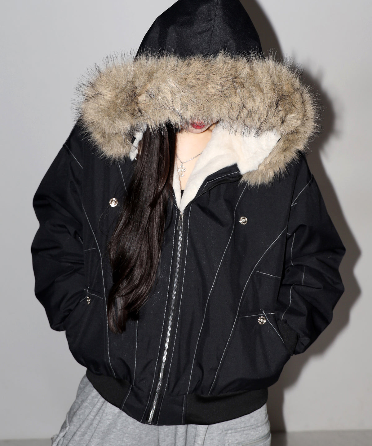 配色ステッチファーフード中綿オーバーブルゾン / stitch fur hood fake down over blouson