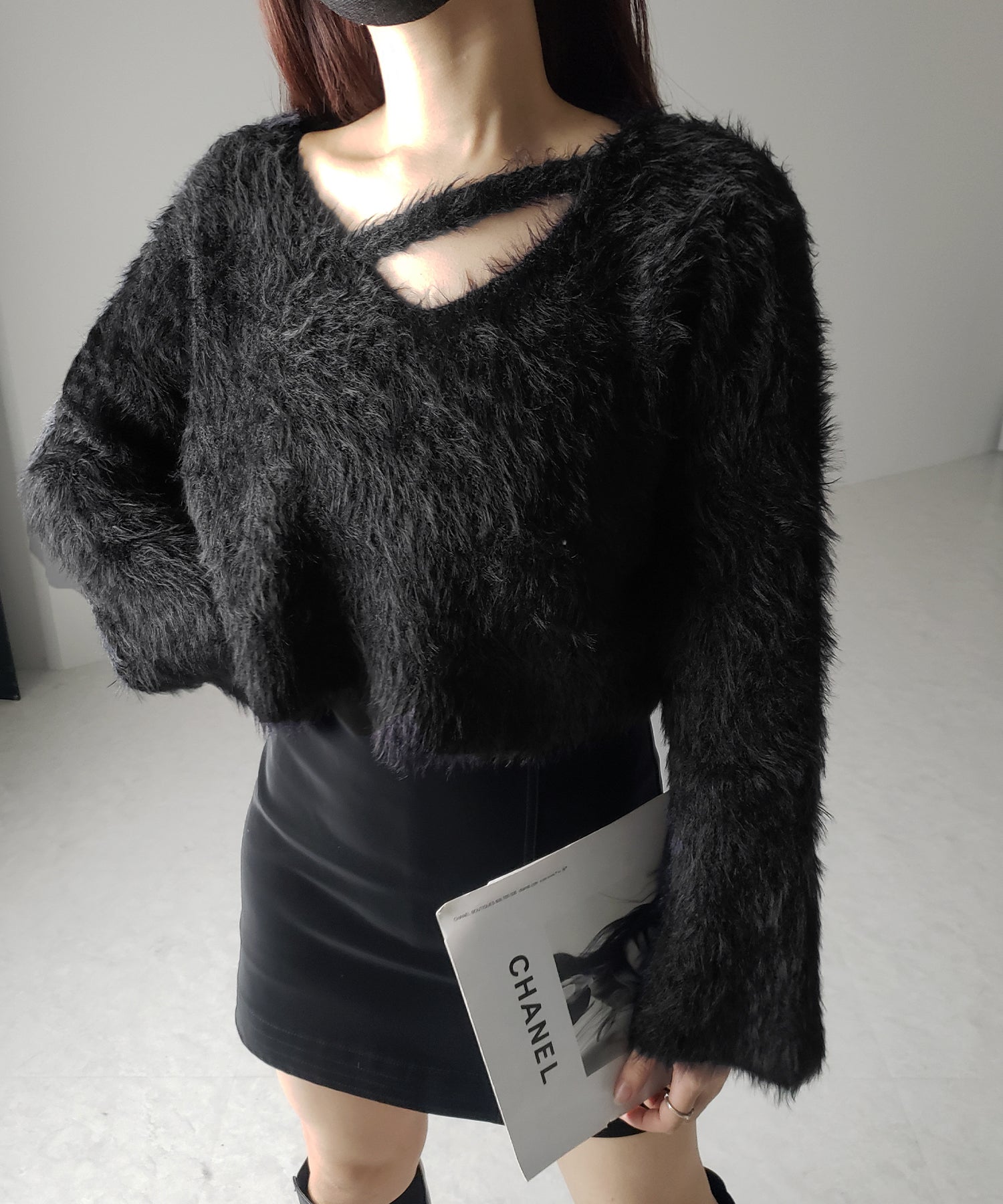 カットアウトショートシャギーニット