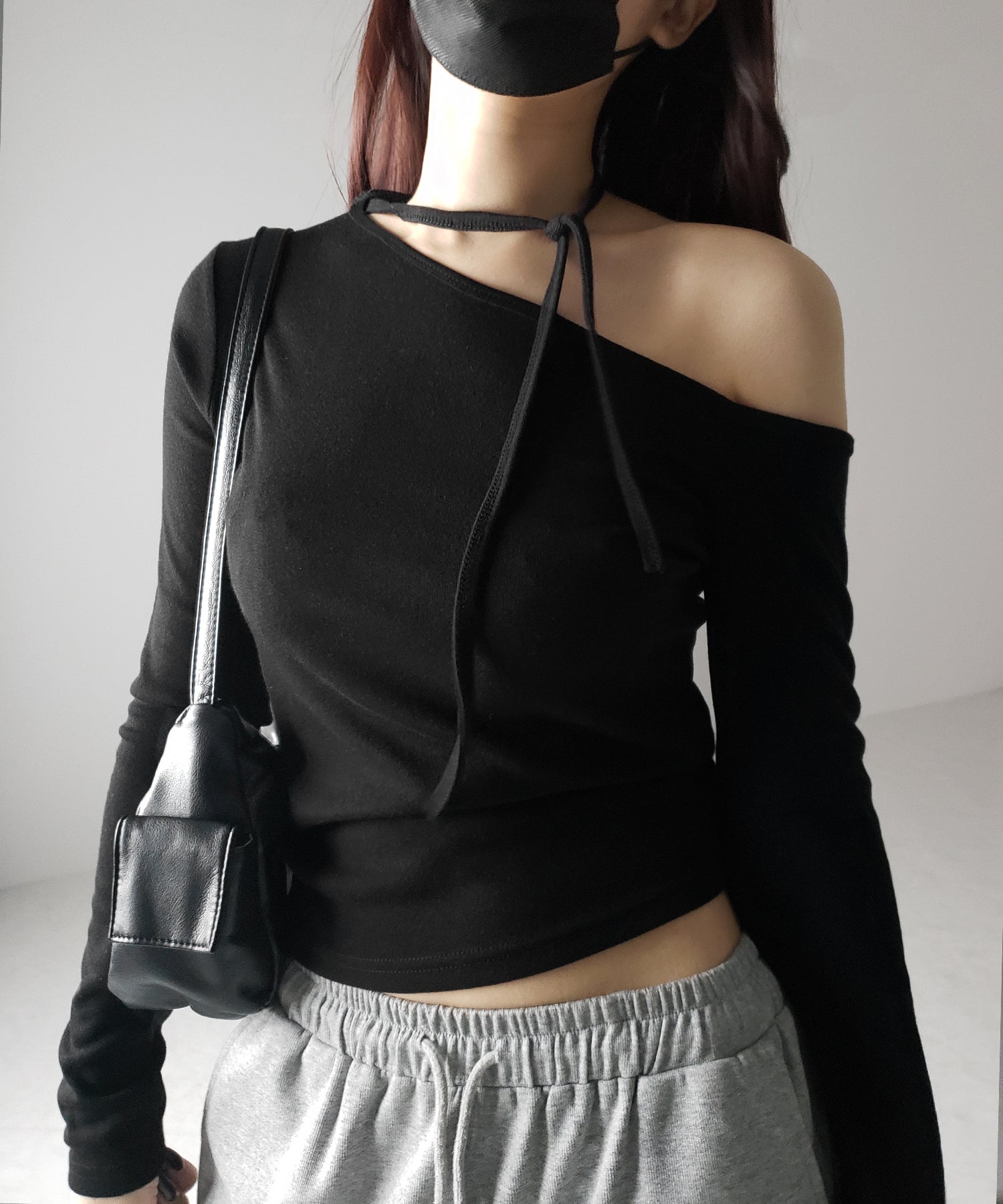 【 2WAY 】ストラップチョーカーリボンワンショルダーTシャツ
