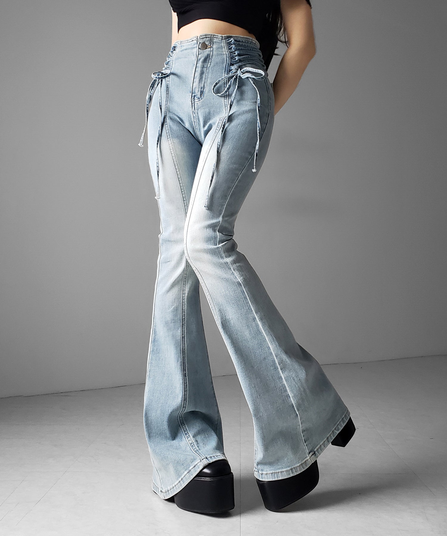 サイドレースアップリボン美脚ストレッチフレアデニム / side laceup ribbon slim leg stretch flare denim