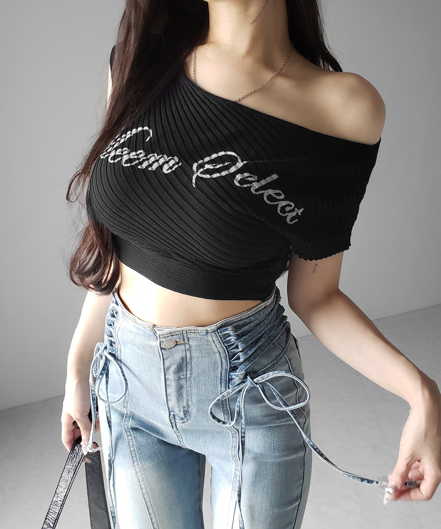 サイドレースアップリボン美脚ストレッチフレアデニム / side laceup ribbon slim leg stretch flare denim