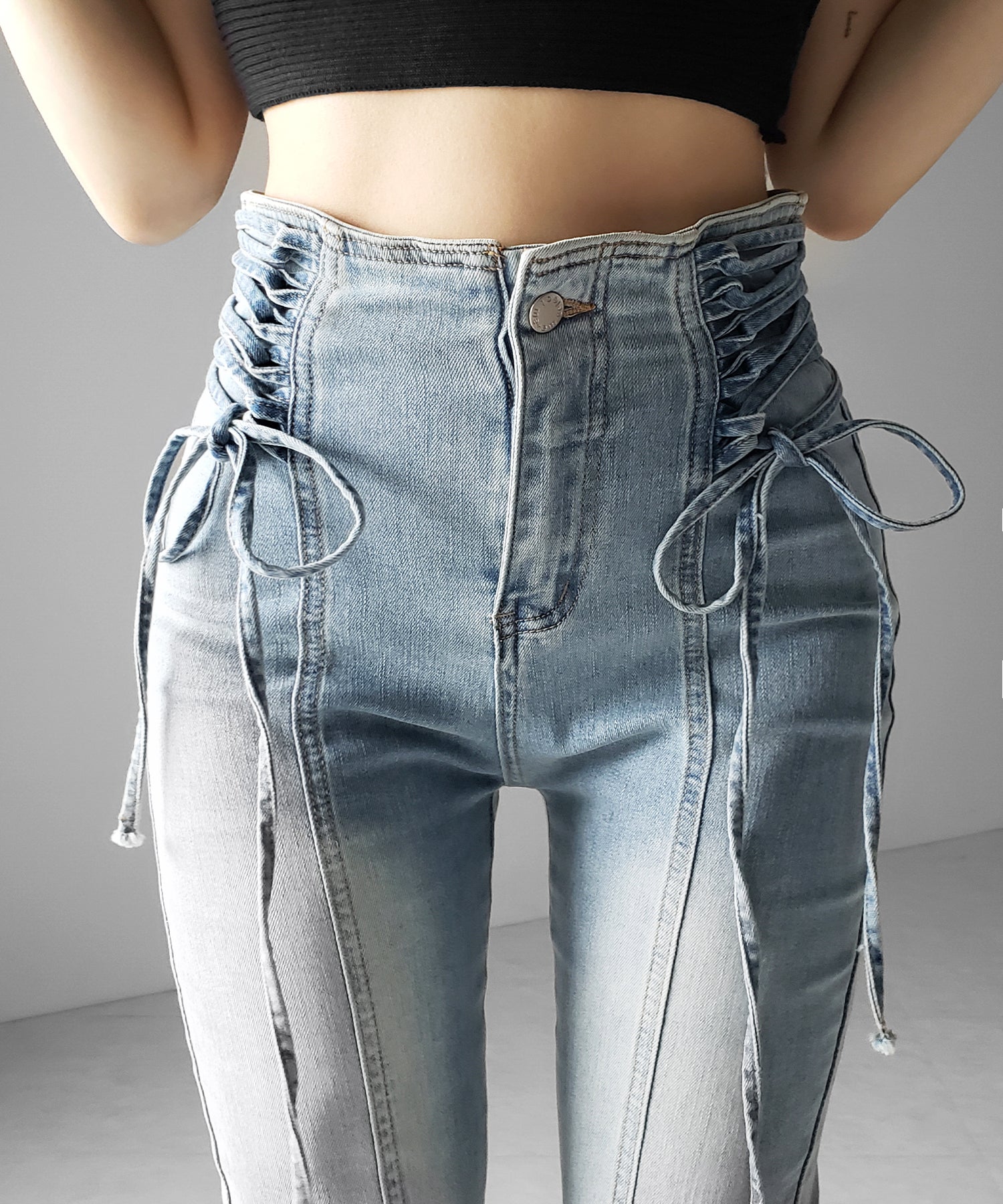 サイドレースアップリボン美脚ストレッチフレアデニム / side laceup ribbon slim leg stretch flare denim