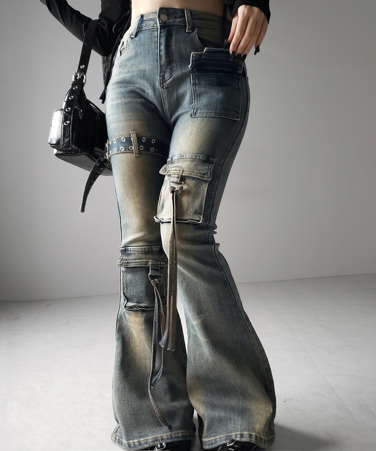 【 2color / 4size 】ベルテッドアウトポケットヴィンテージフレアデニム / belted out pocket vintage flare denim