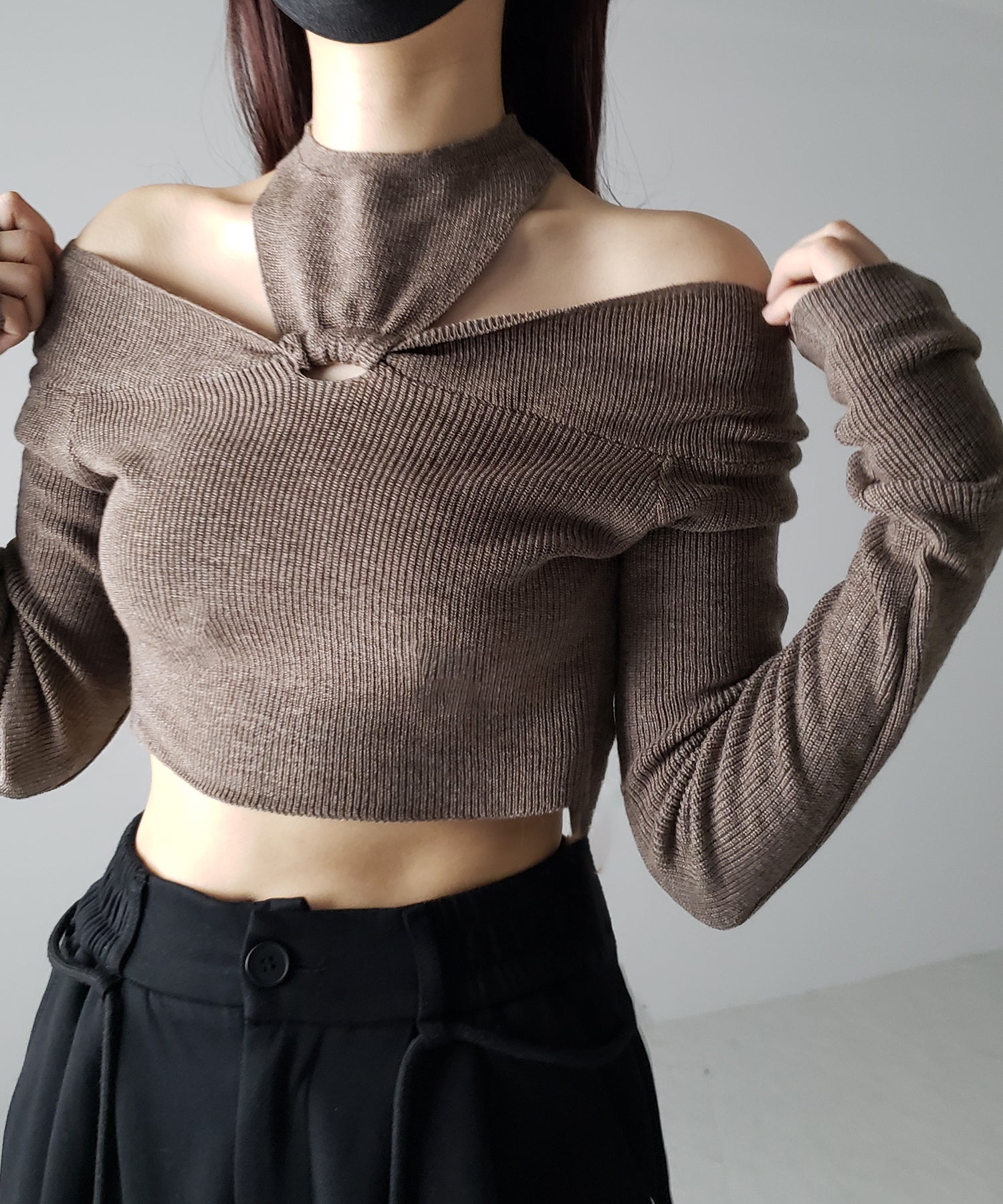 【 3 color 】カットアウトオフショルショートリブニット
