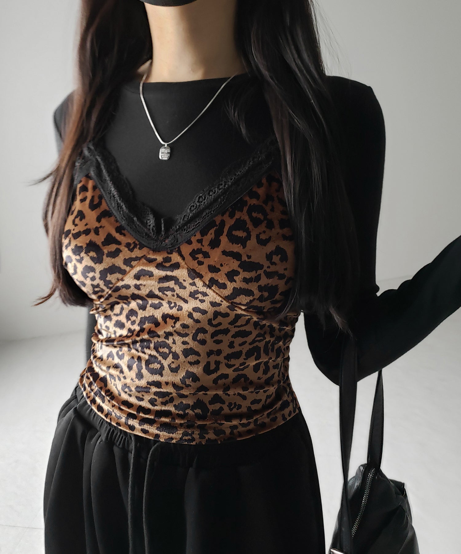 【 カップ付き 】レオパードベロアレースキャミビスチェ / reopard velor lace camisole bustier