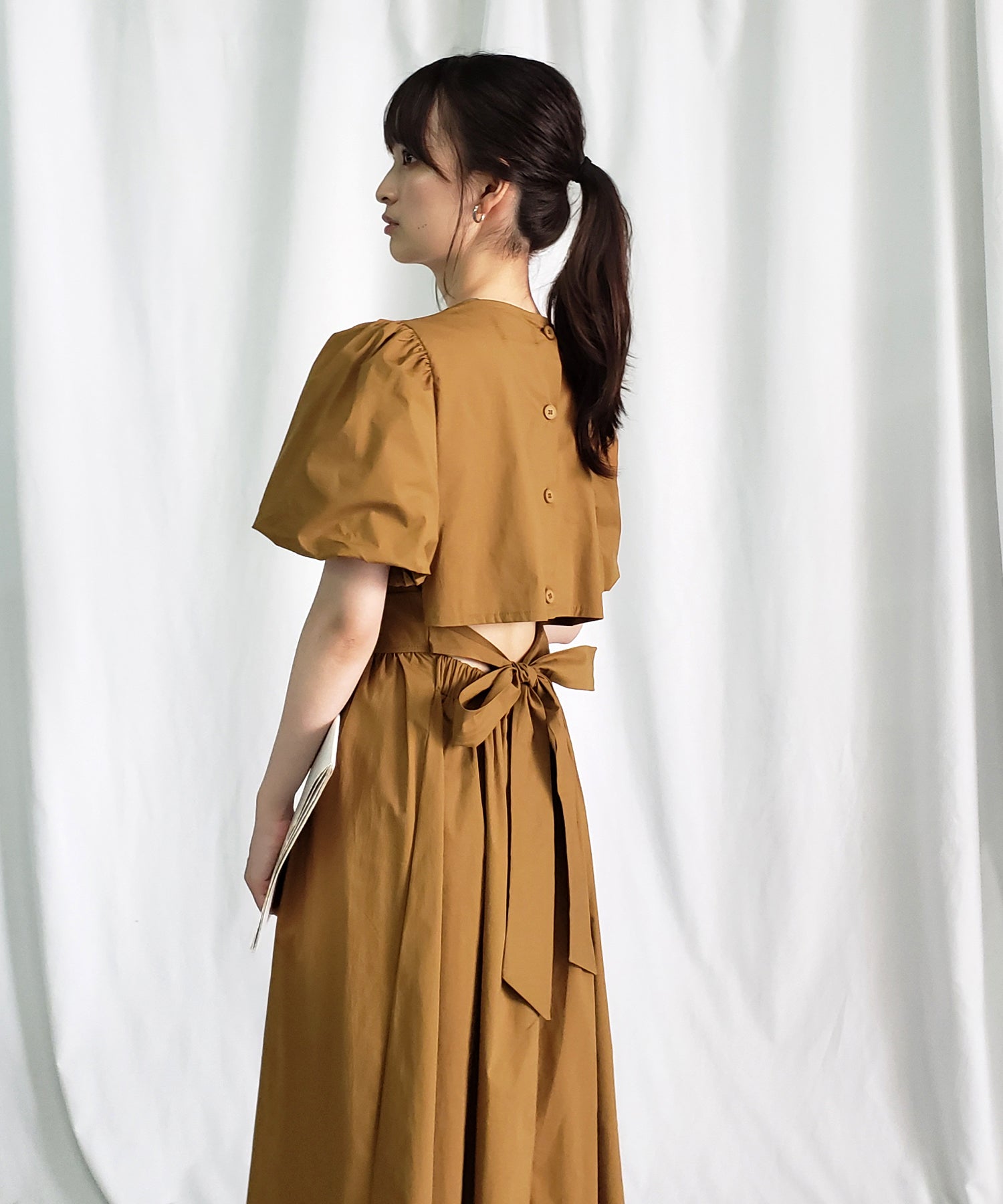 【 5COLOR 】ボリュームスリーブカットアウトバックリボンワンピース