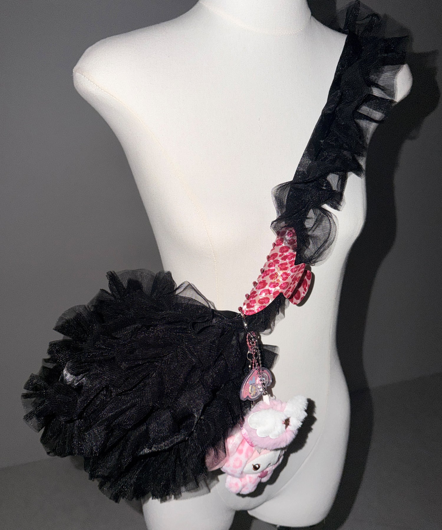 チュールフリルショルダーボディバッグ/ tulle frill shoulder body bag