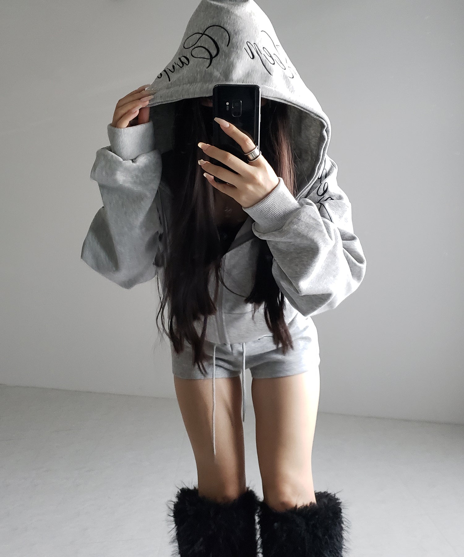 【 セットアップ 】レタリングロゴ刺繍ジップアップパーカー&ショートパンツ / lettering logo embroidery zip-up hoodie & short pants SETUP