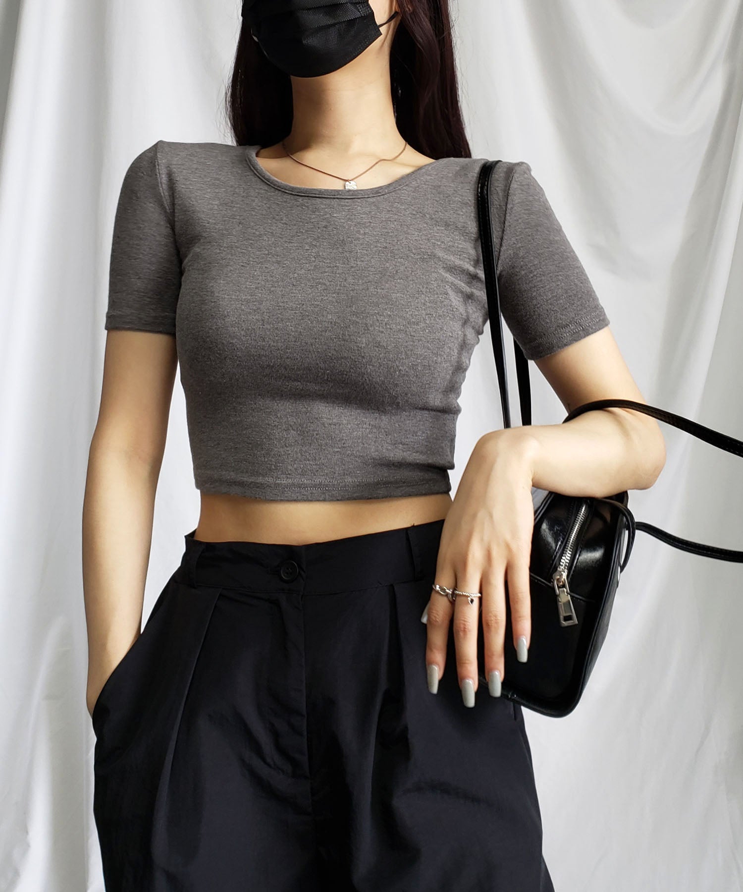 バックストラップショートちびTシャツ