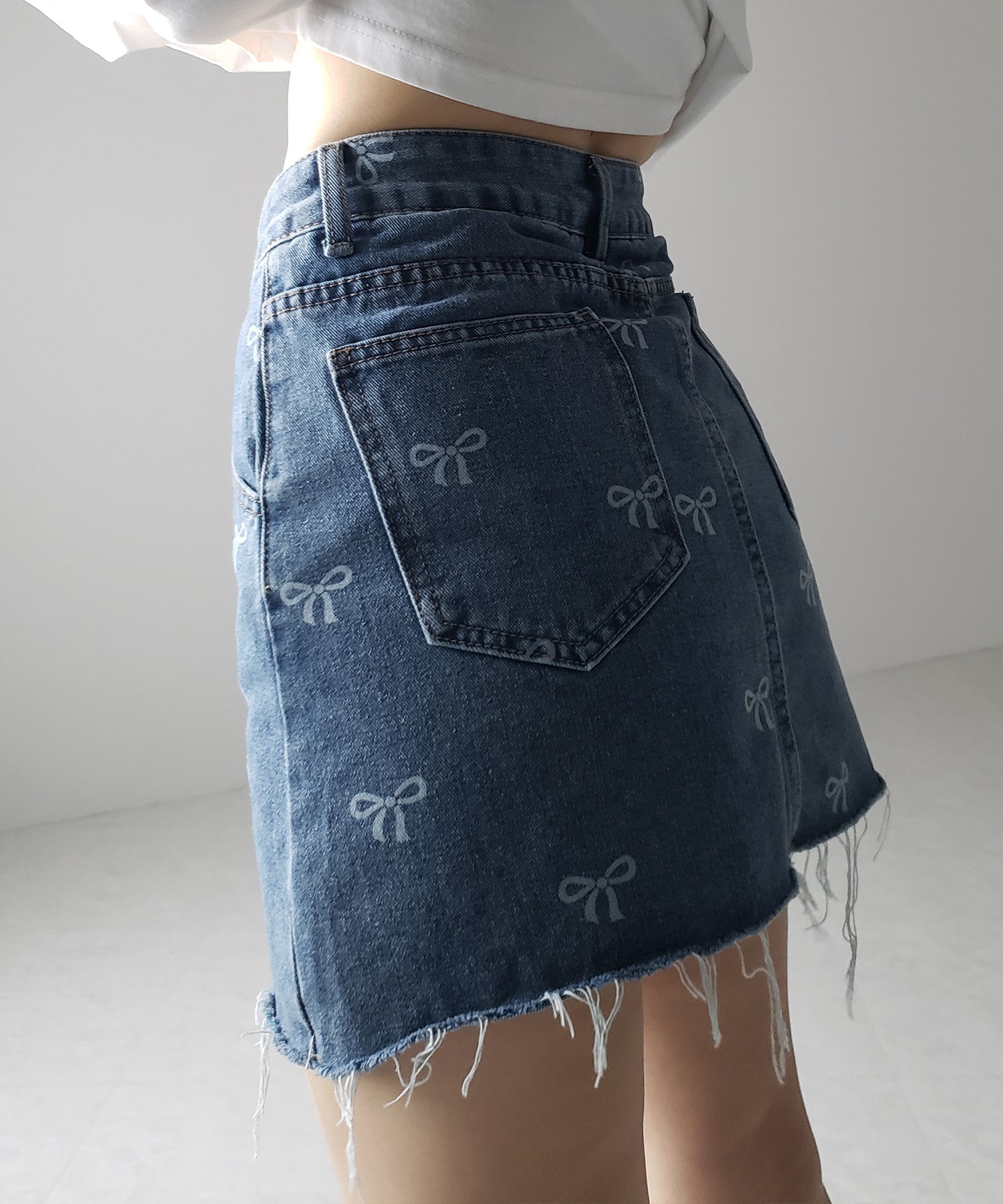 【 インパン裏地付き 】リボンプリントダメージデニムミニスカート / ribbon print damage denim mini skirt