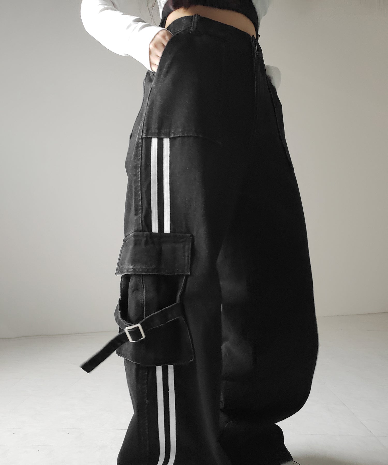サイドラインストレートカーゴデニムパンツ / sideline straight cargo denim pants