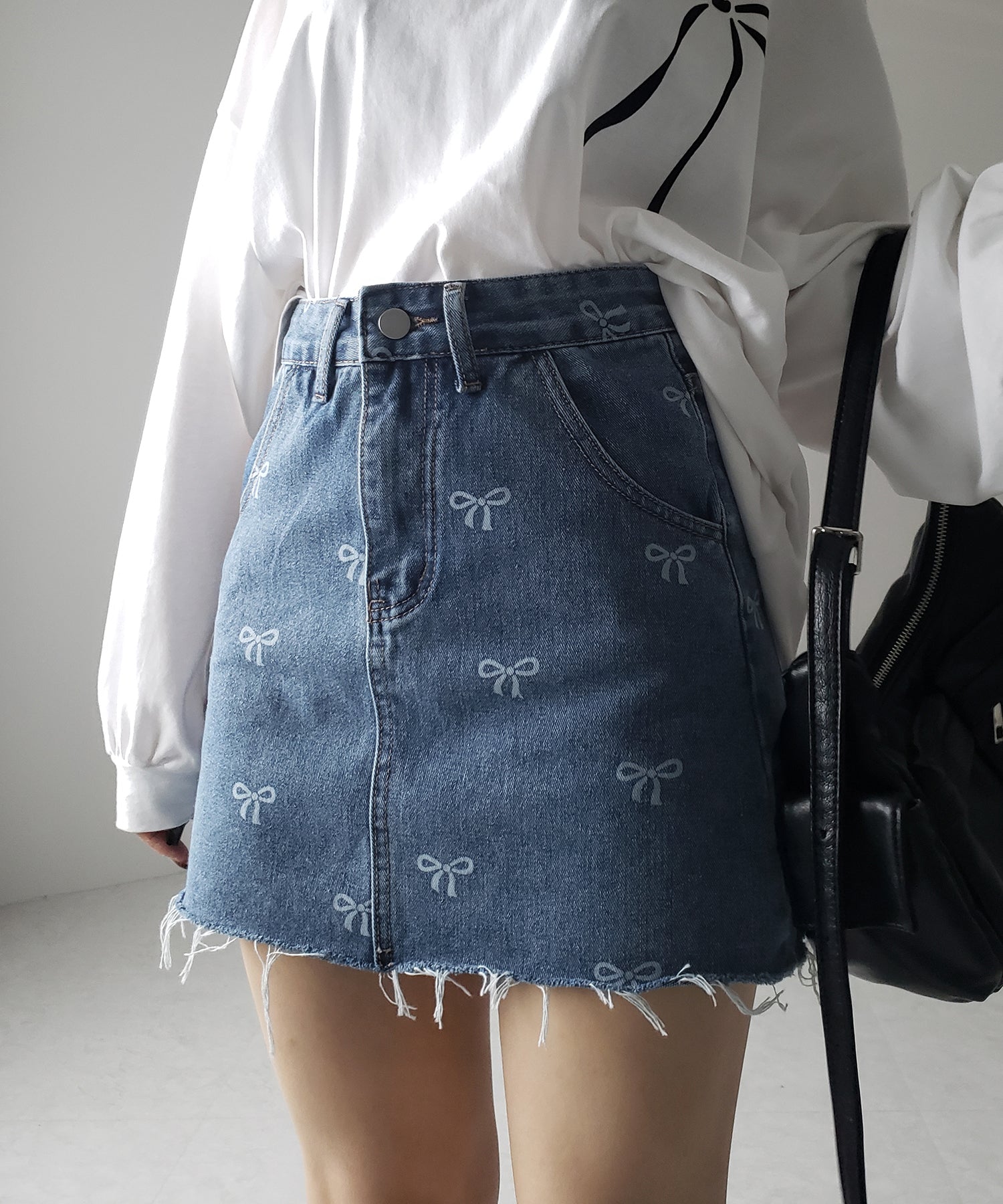 【 インパン裏地付き 】リボンプリントダメージデニムミニスカート / ribbon print damage denim mini skirt