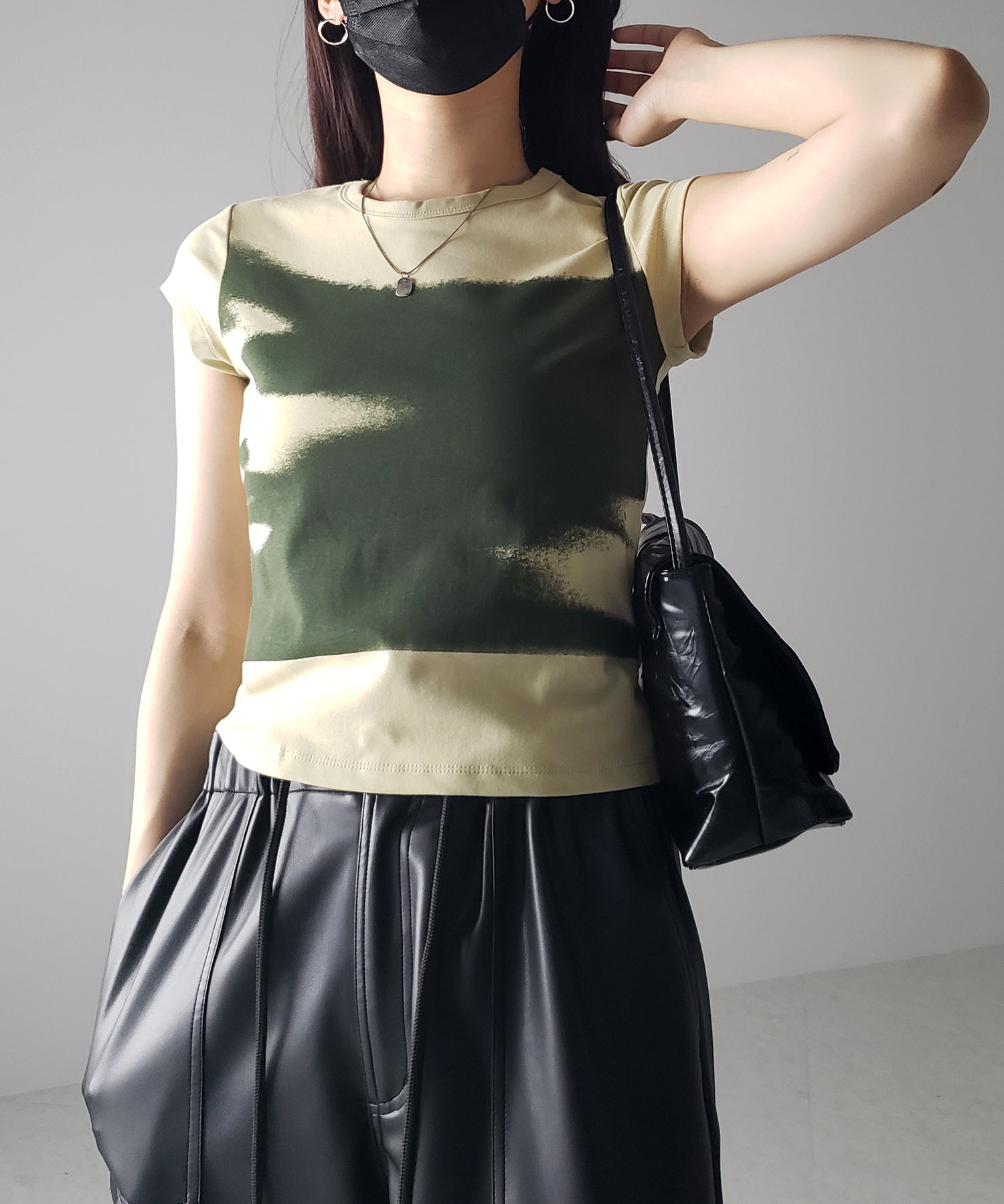 ニュアンスペイントフレンチスリーブTシャツ【 韓国製 】