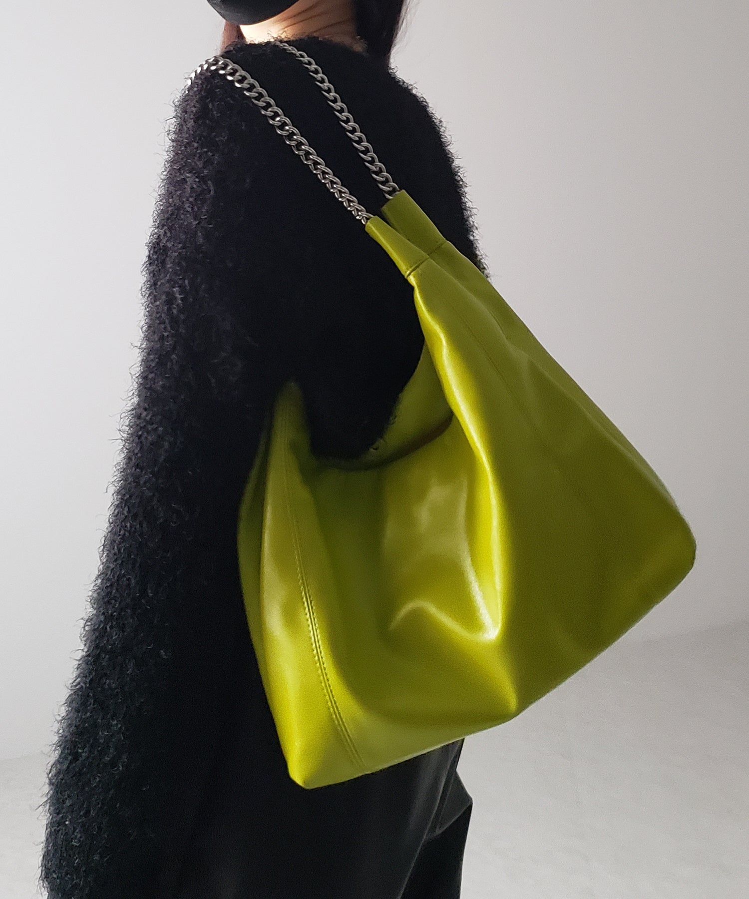 【 3color 】チェーンフェイクレザーショルダーバッグ