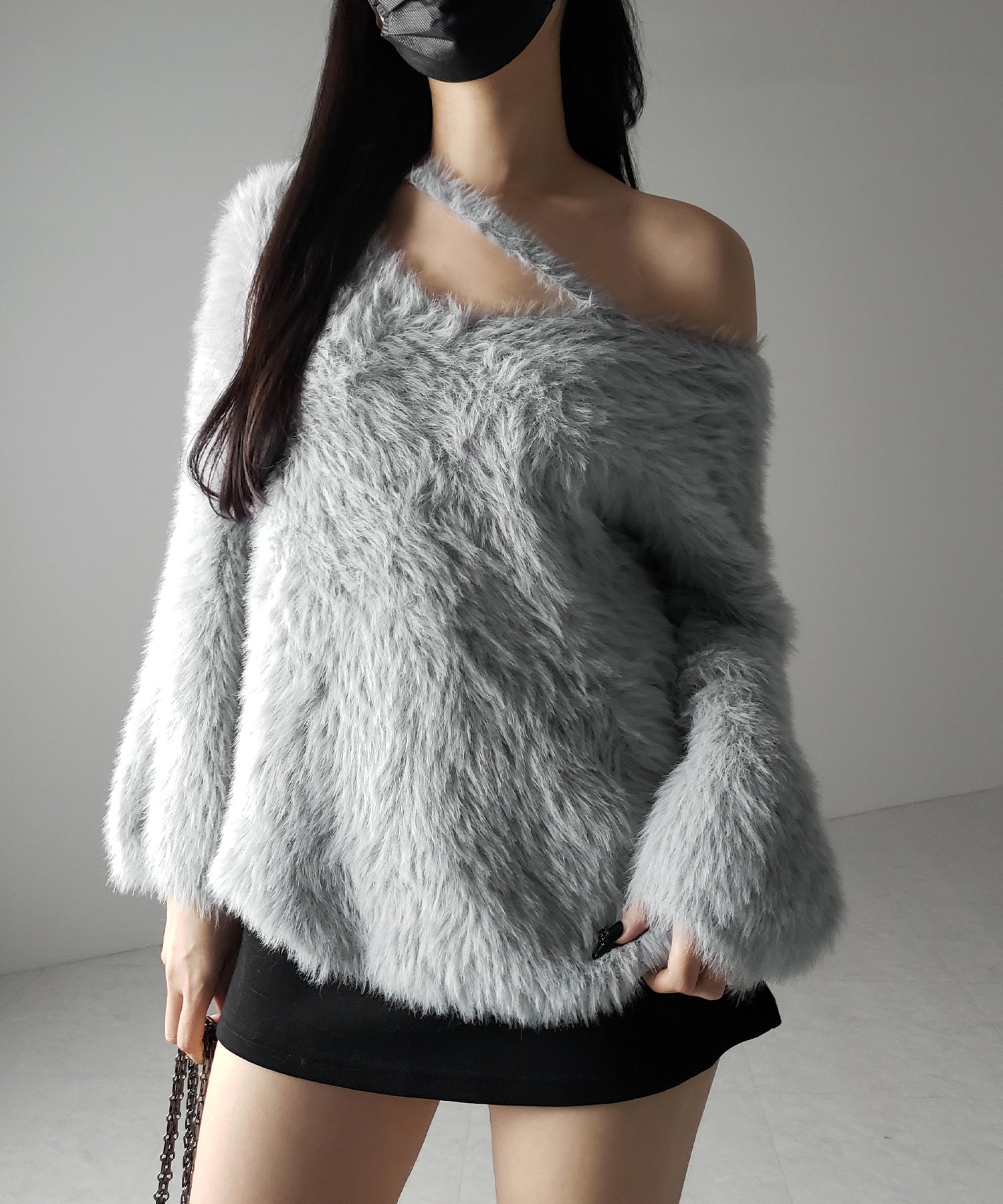 ナナメストラップカットアウトシャギーニット / naname strap cutout shaggy knit