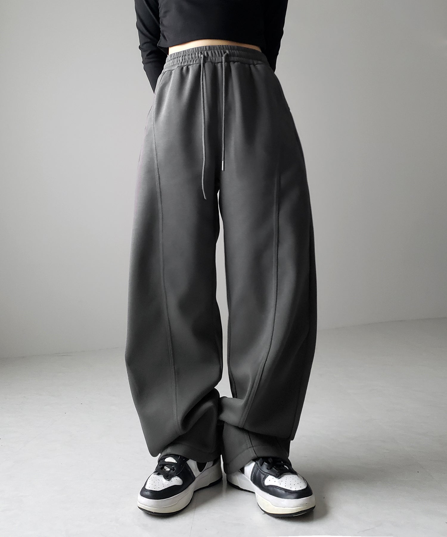 【 裏起毛 】カーブラインサイドタックワイドスウェットパンツ