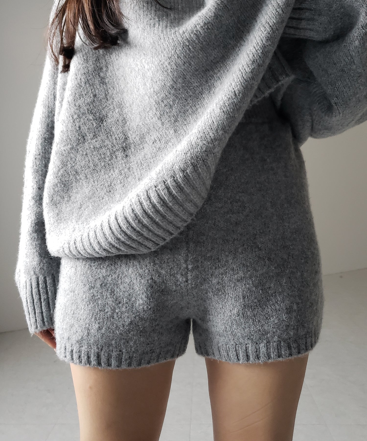【 ニットセットアップ 】フラッフィーオーバーサイズニット + ニットショートパンツ SET / fluffy over size knit + knit short pants SET