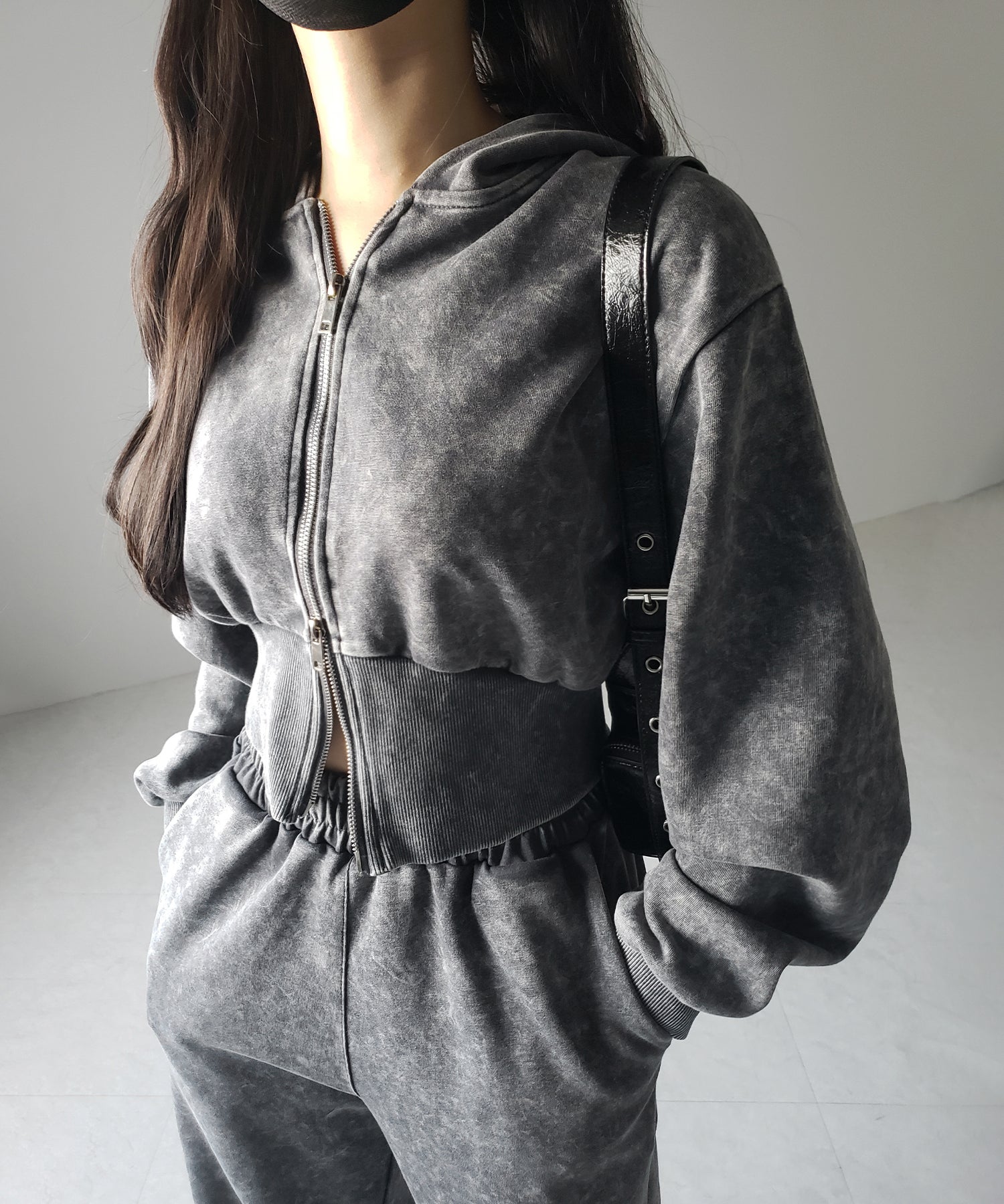 【 セットアップ 】ピグメントヴィンテージショートパーカー + ワイドパンツ SET / pigment vintage short hoodie + wide pants SET