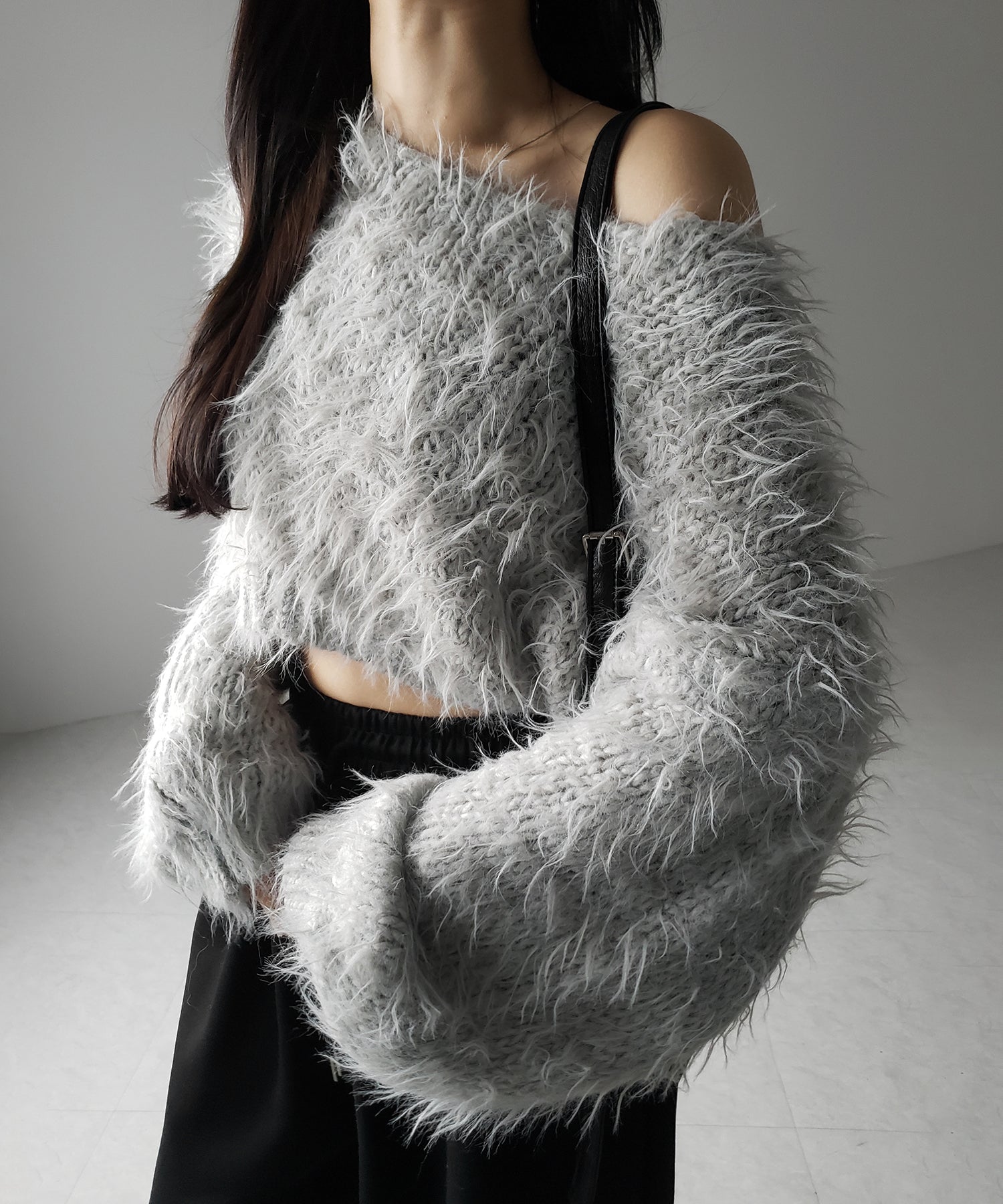 【 選べる6色展開 】フラッフィーシャギールーズショートニット / fluffy shaggy loose short knit