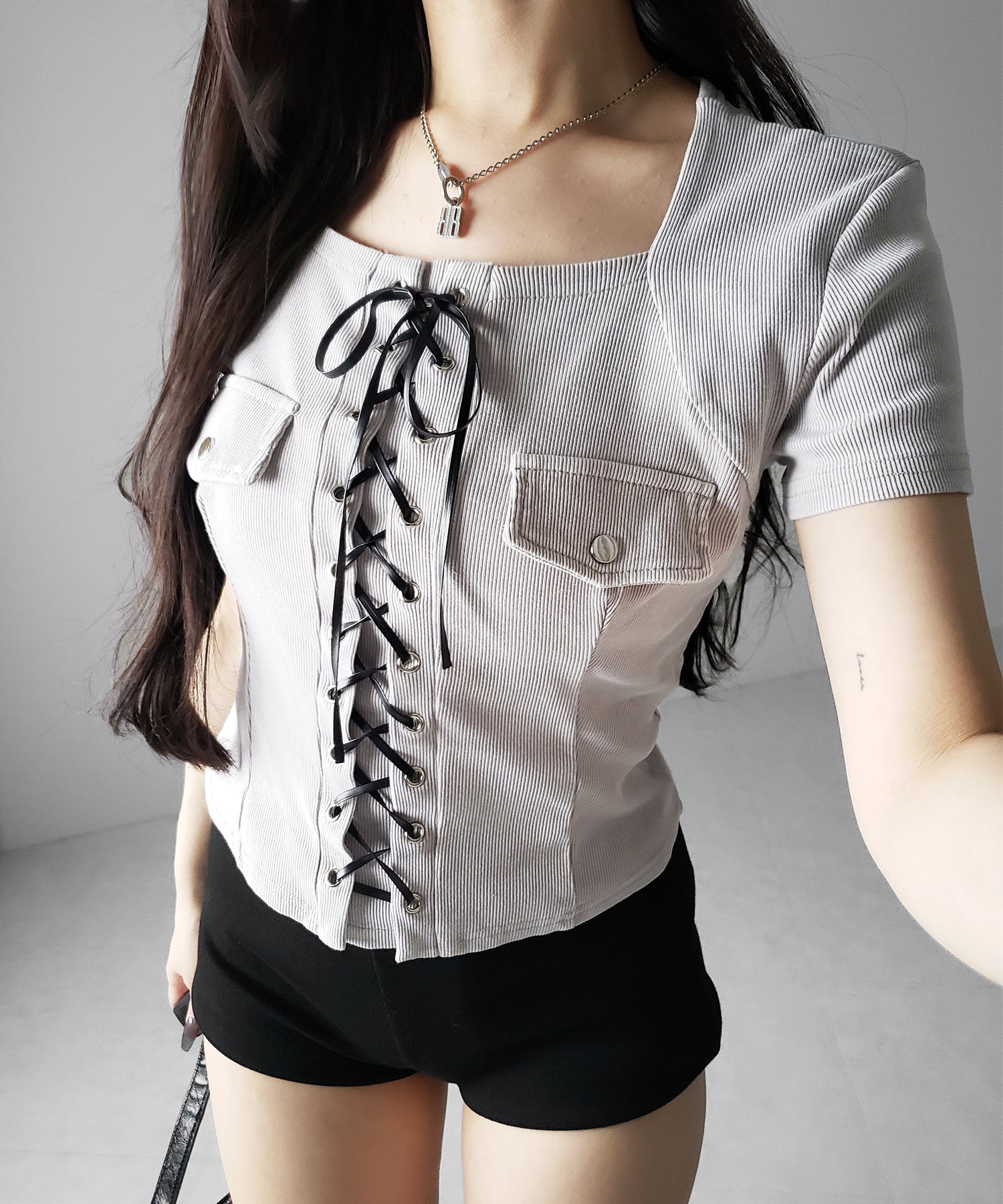 ヴィンテージレースアップスクエア半袖Tシャツ / vintage laceup square T-shirts