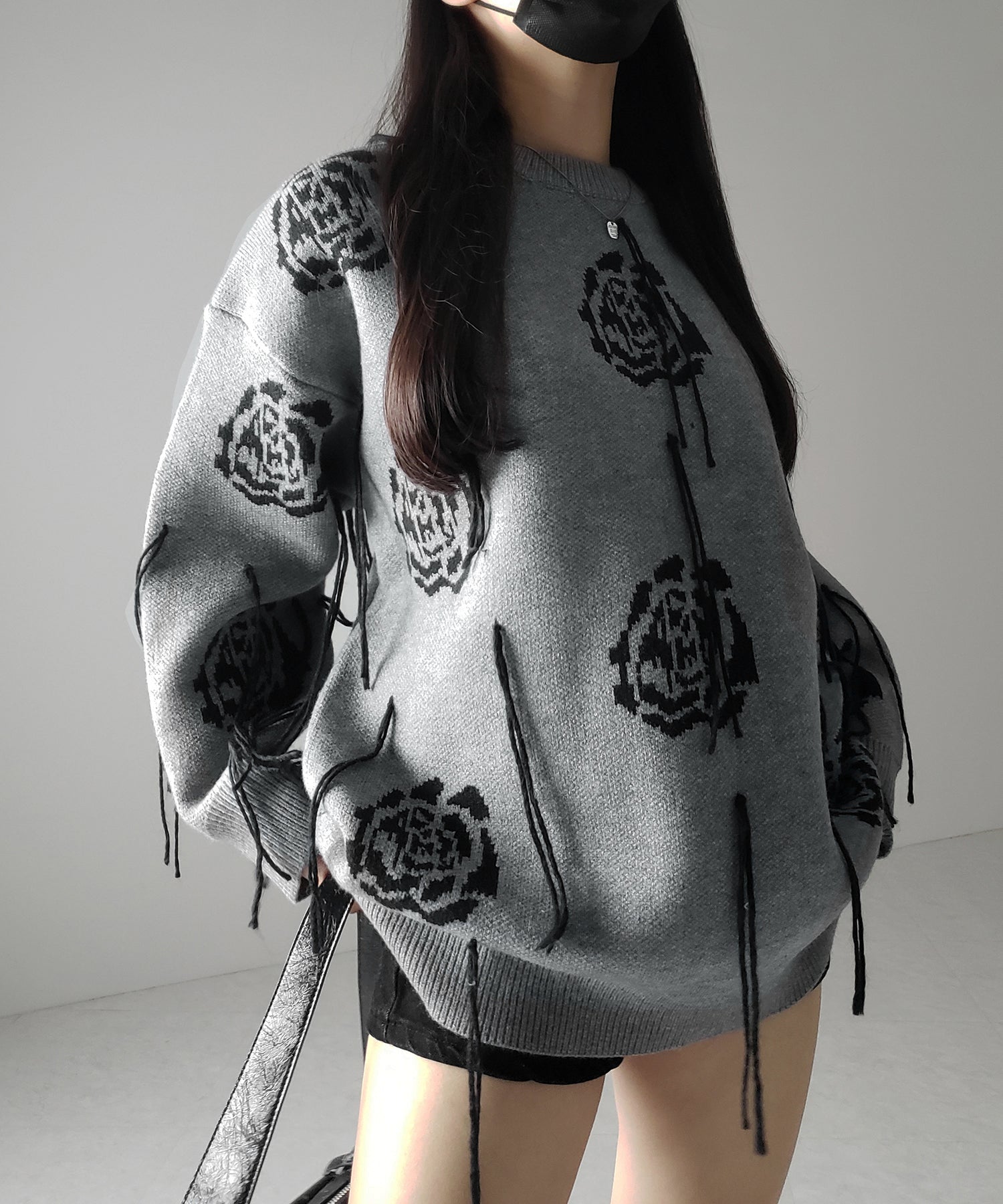 バラジャガードフリンジビッグシルエットニット / rose jacquard fringe big silhouette knit
