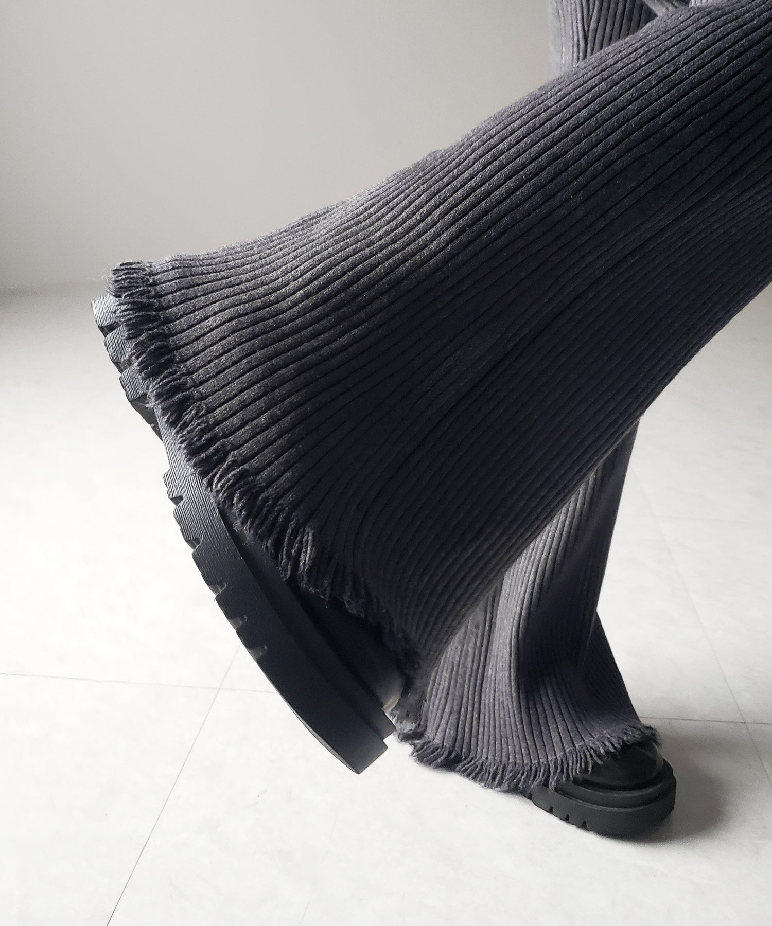 フリンジリブニットフレアパンツ / fringe lib knit flare pants