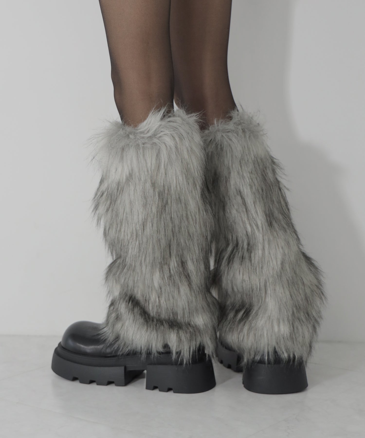 フェイクファーレッグウォーマー / fake fur leg warmer
