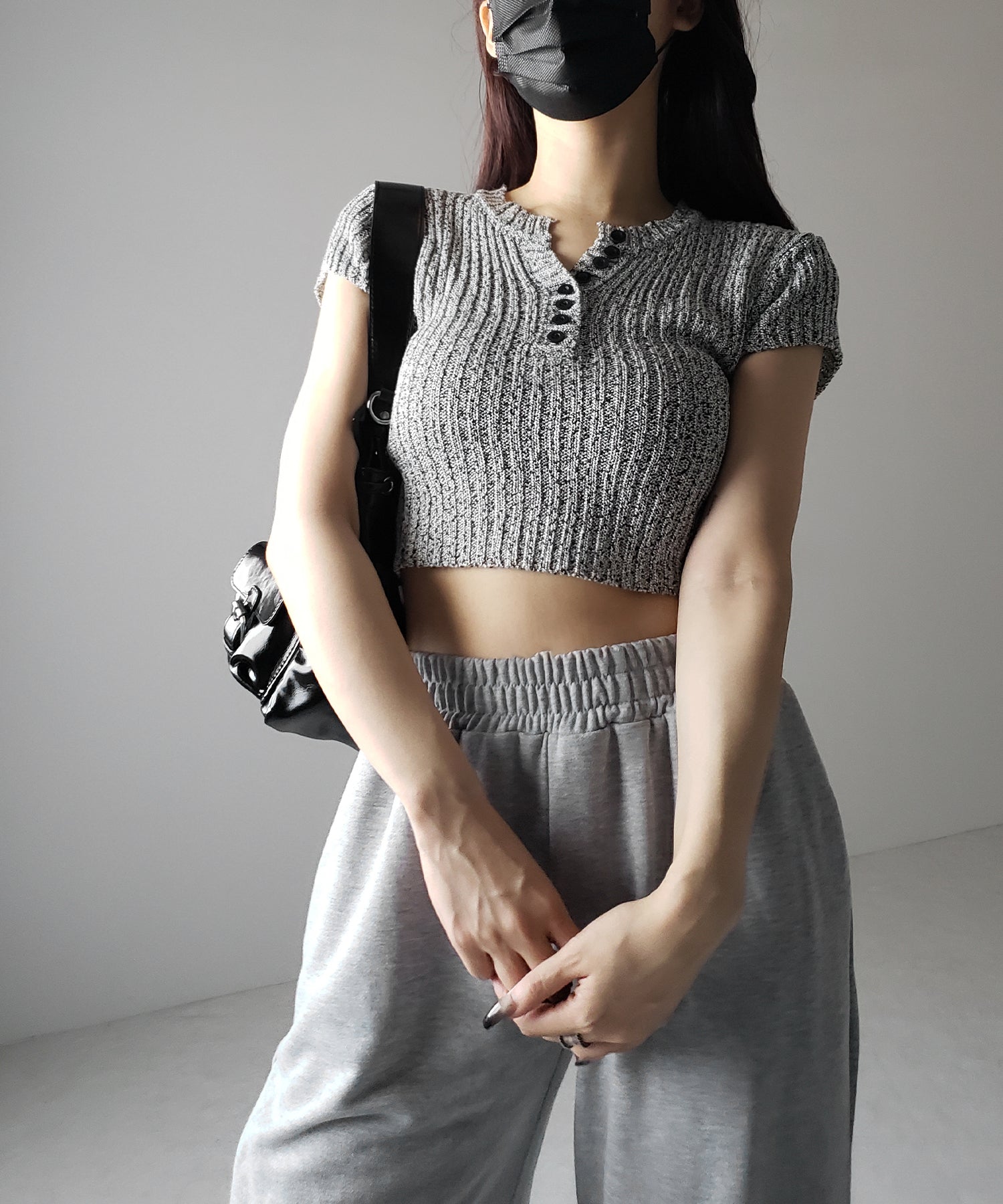キーネックショートサマーリブニットトップス / Key neck short summer rib knit tops