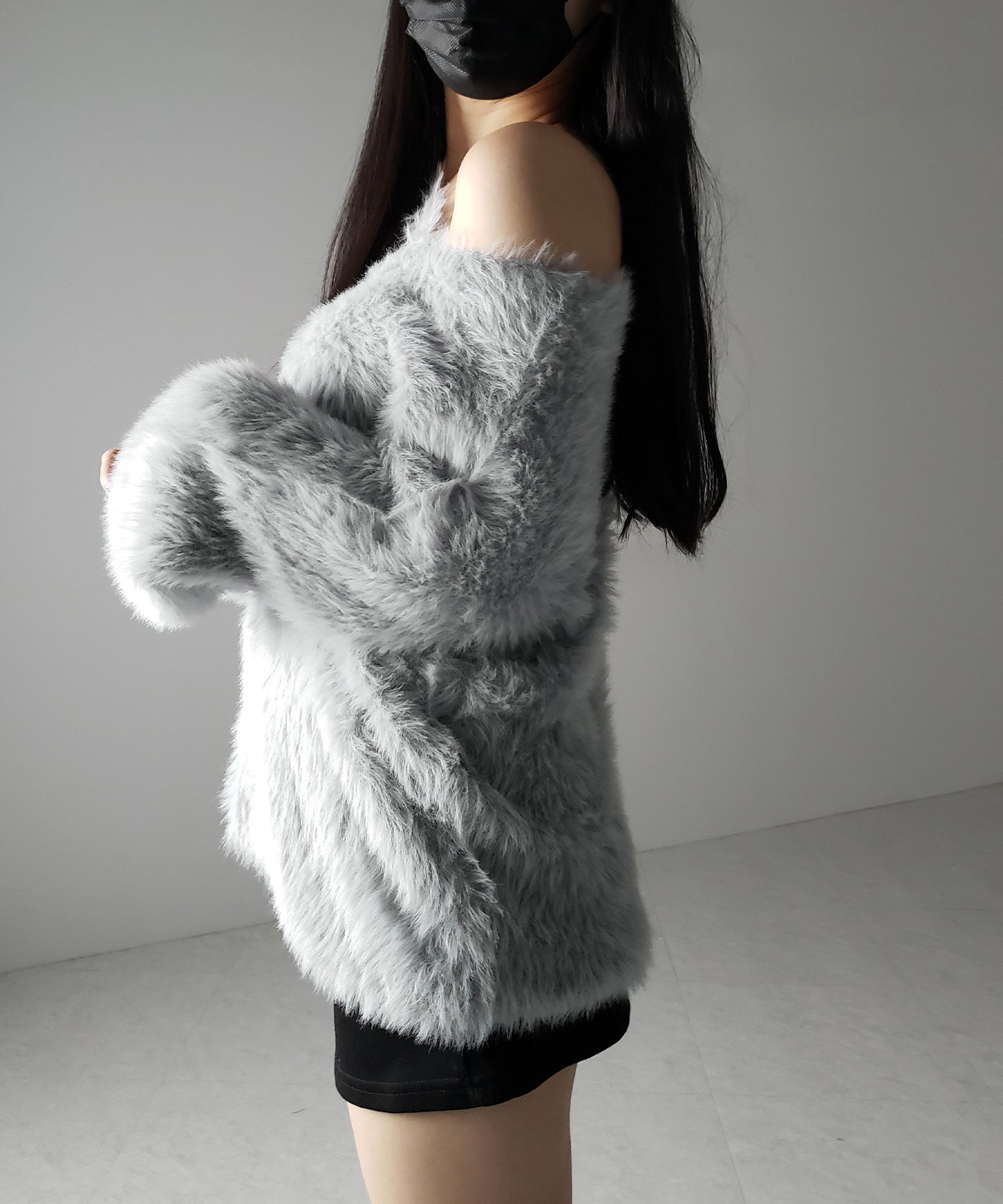 ナナメストラップカットアウトシャギーニット / naname strap cutout shaggy knit