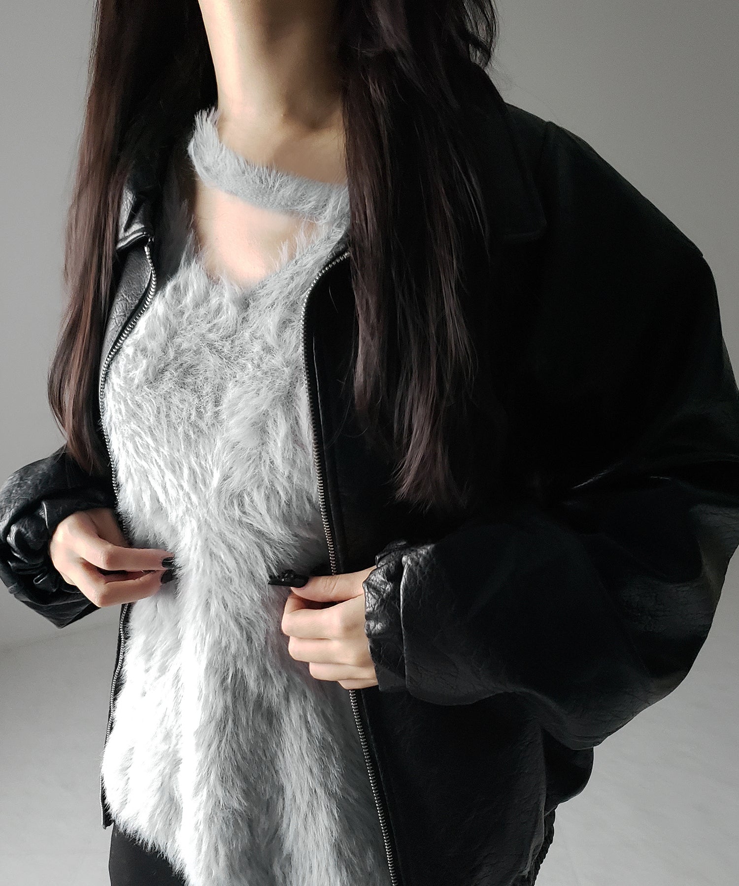 ナナメストラップカットアウトシャギーニット / naname strap cutout shaggy knit