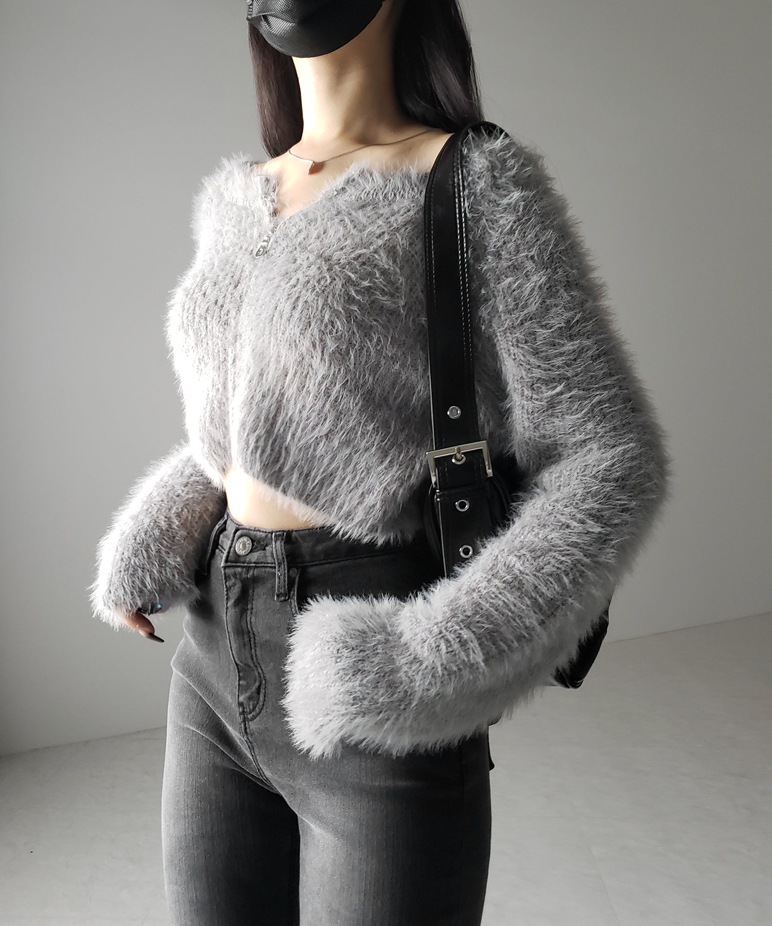 フロントジップショートシャギーニットカーディガン / front zip short shaggy knit cardigan