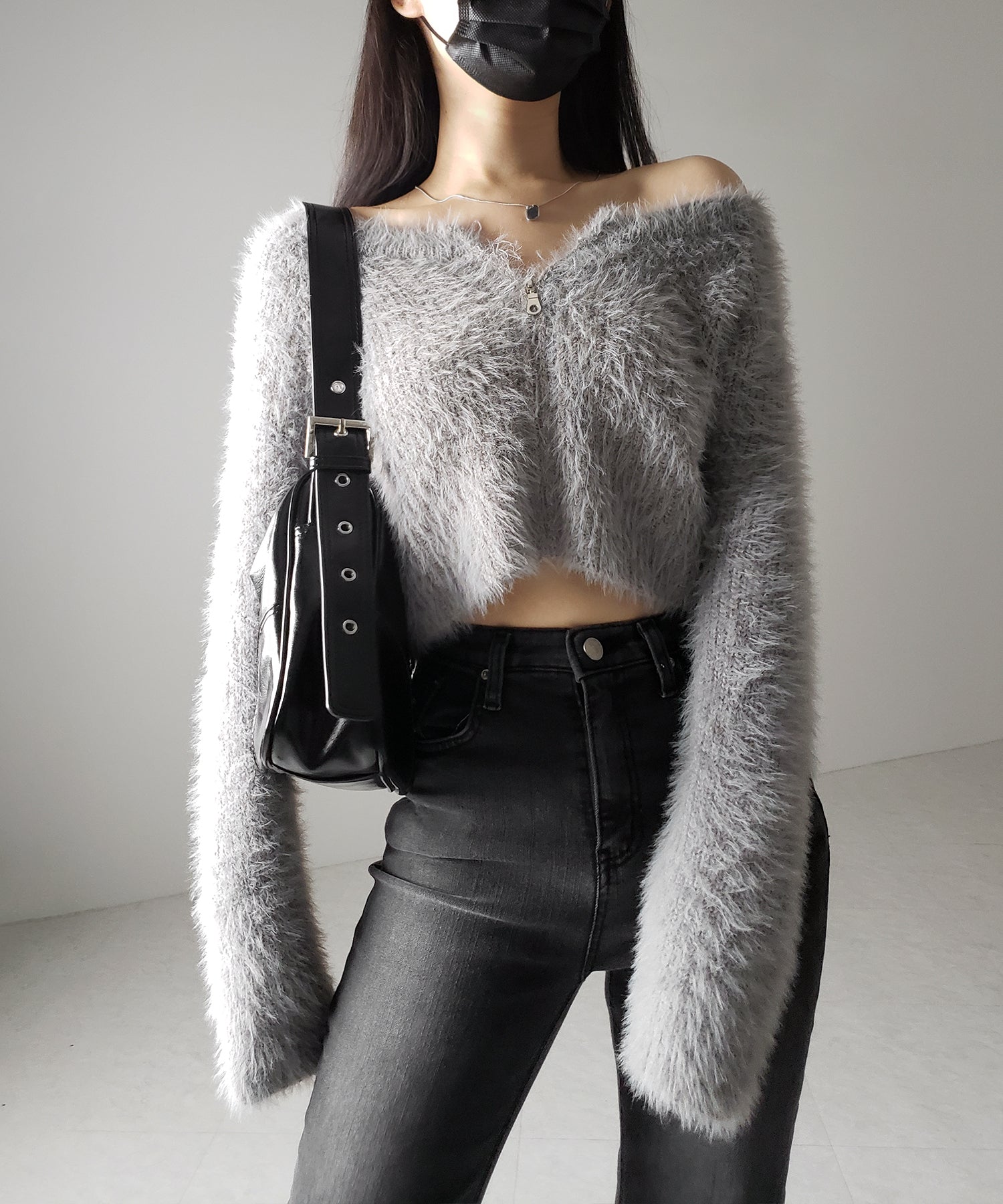 フロントジップショートシャギーニットカーディガン / front zip short shaggy knit cardigan